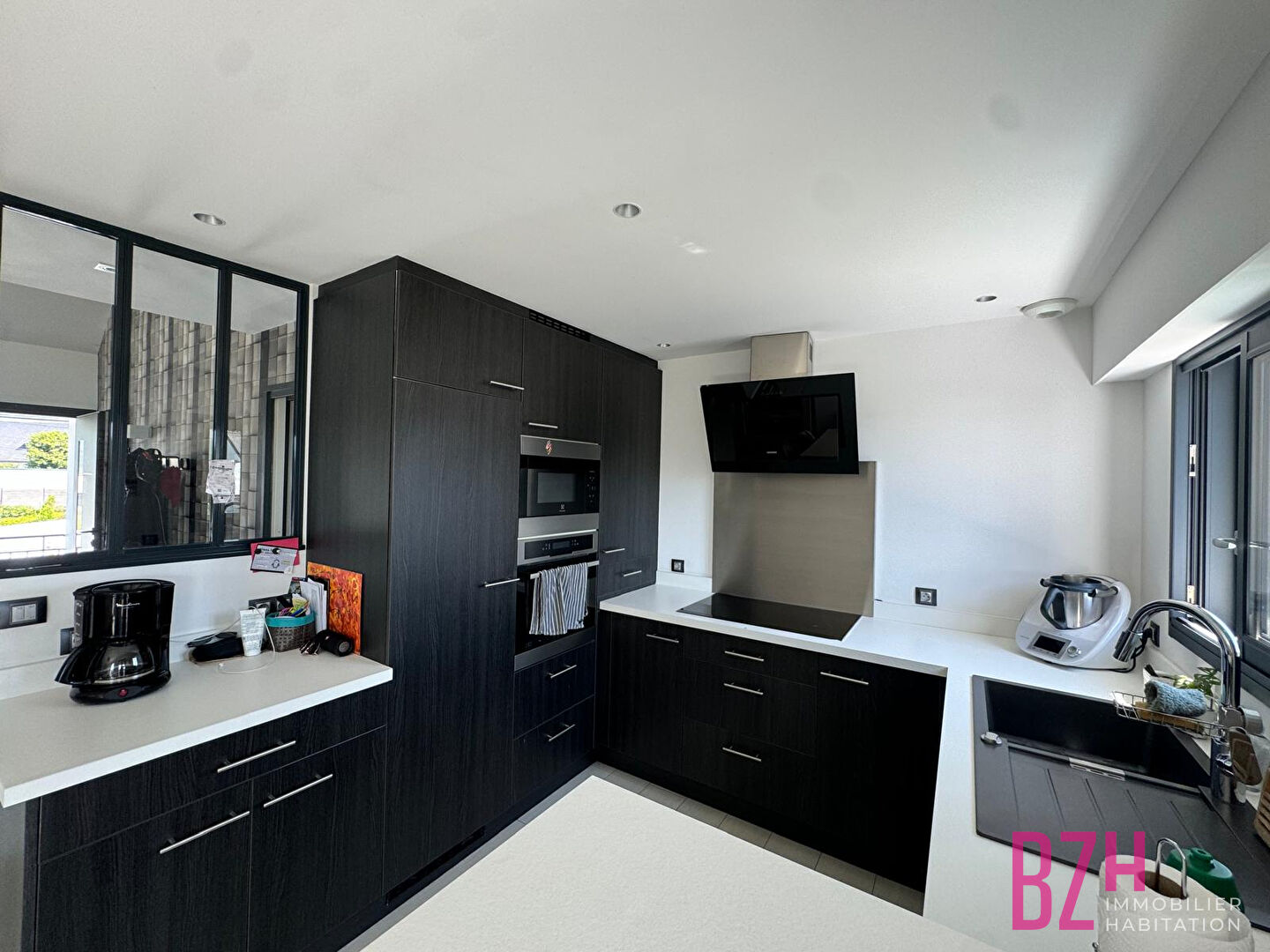 Photo Maison ST AVE de 109 m² habitable et 175 m² au sol - coeur de bourg - sous sol image 4/6