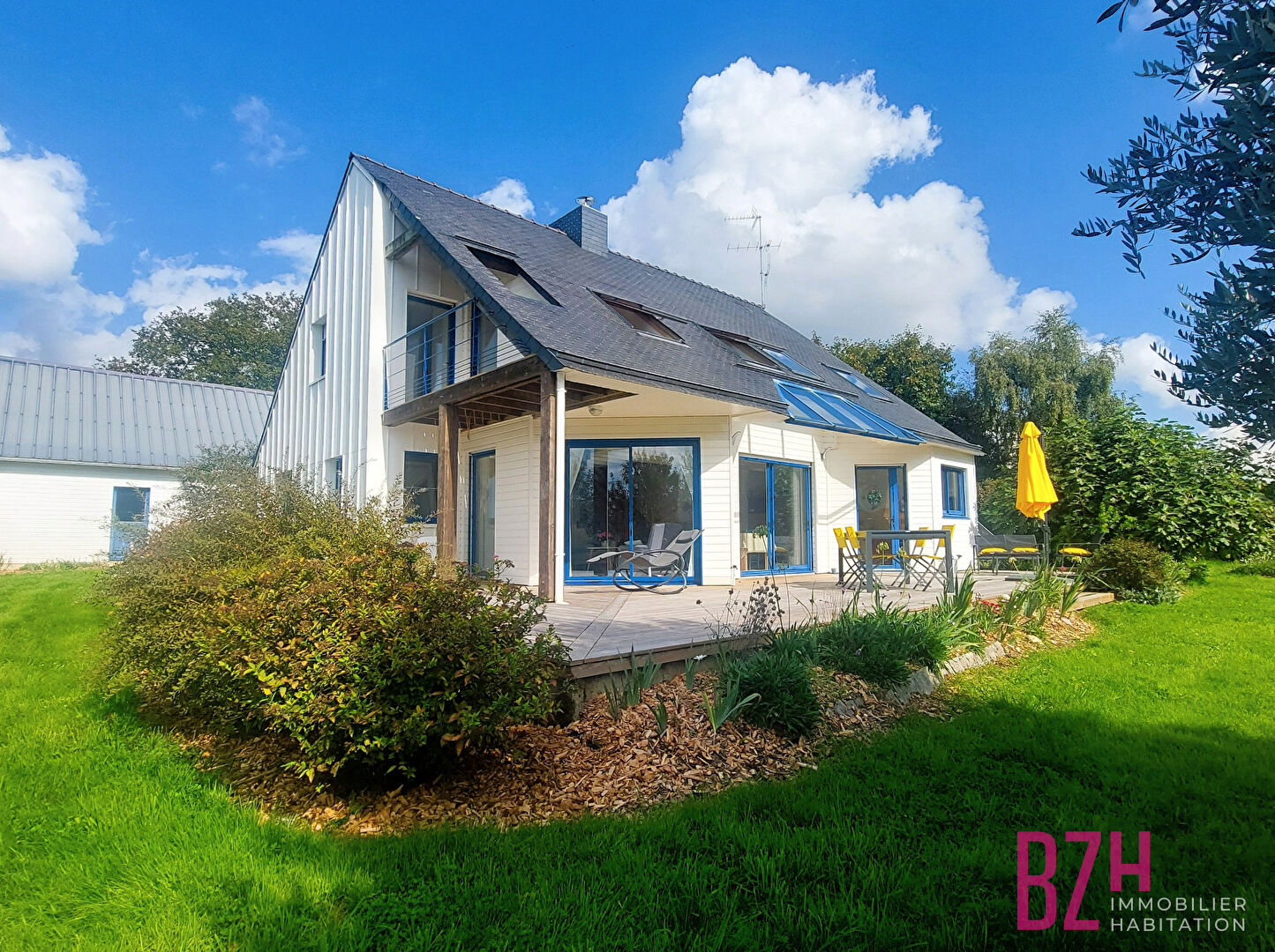 Maison de 145 m²  - 4 Chambres - située dans un environnement verdoyant et paisible - TREFFLEAN