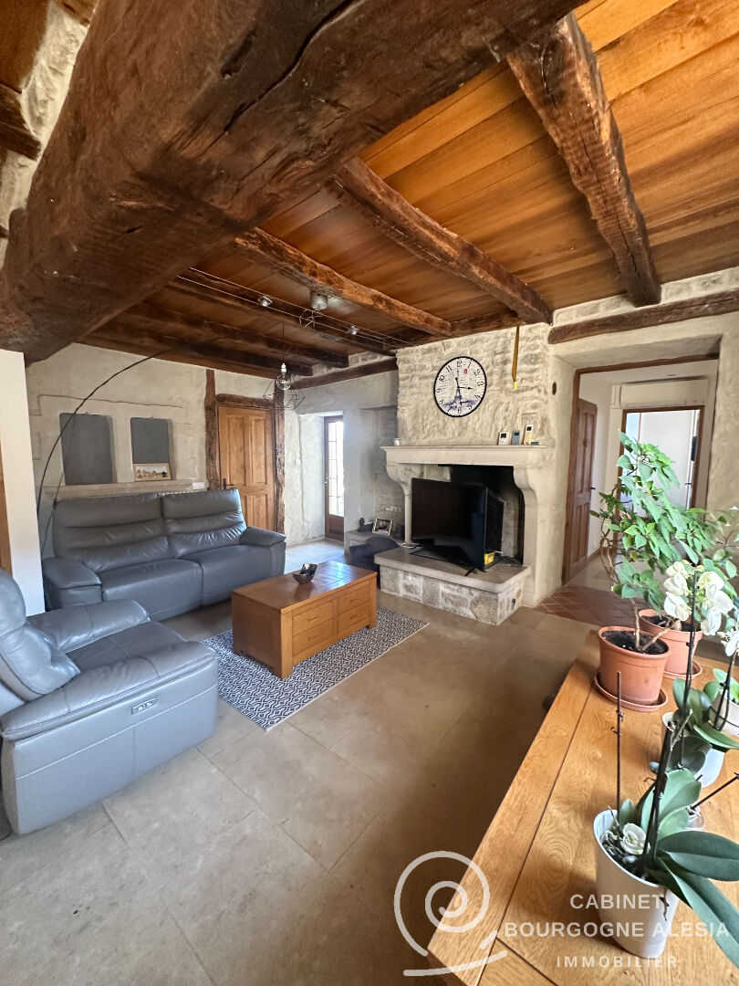 Photo Axe MONTBARD-VENAREY maison antierement restaurée image 4/6