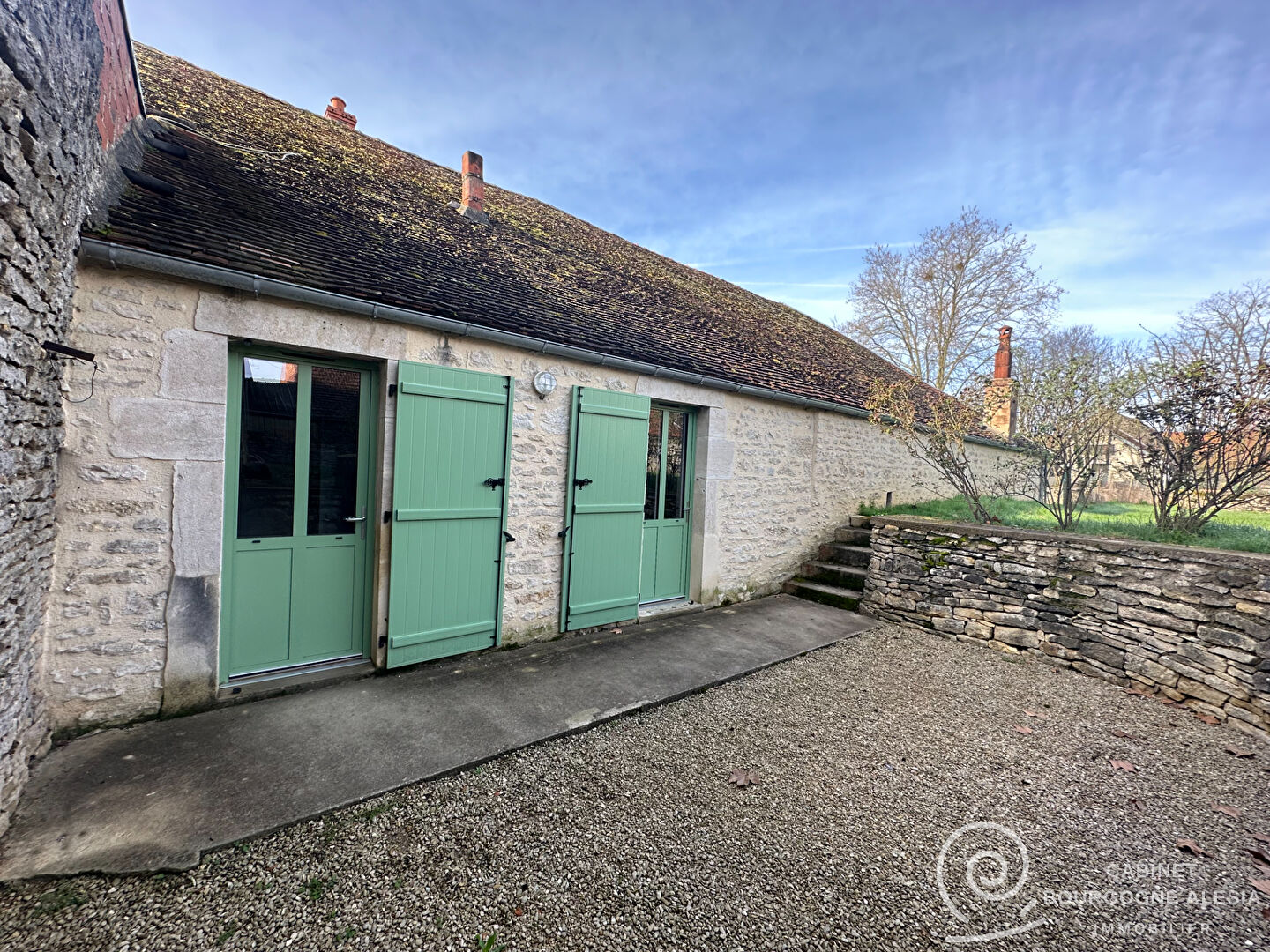 Photo EXCLUSIVITE, Maison ancienne à Pouillenay image 4/6