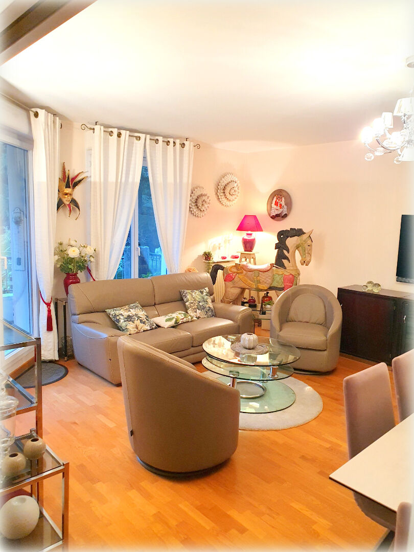 Photo Appartement  5 pièce(s) 108 m2 image 2/6