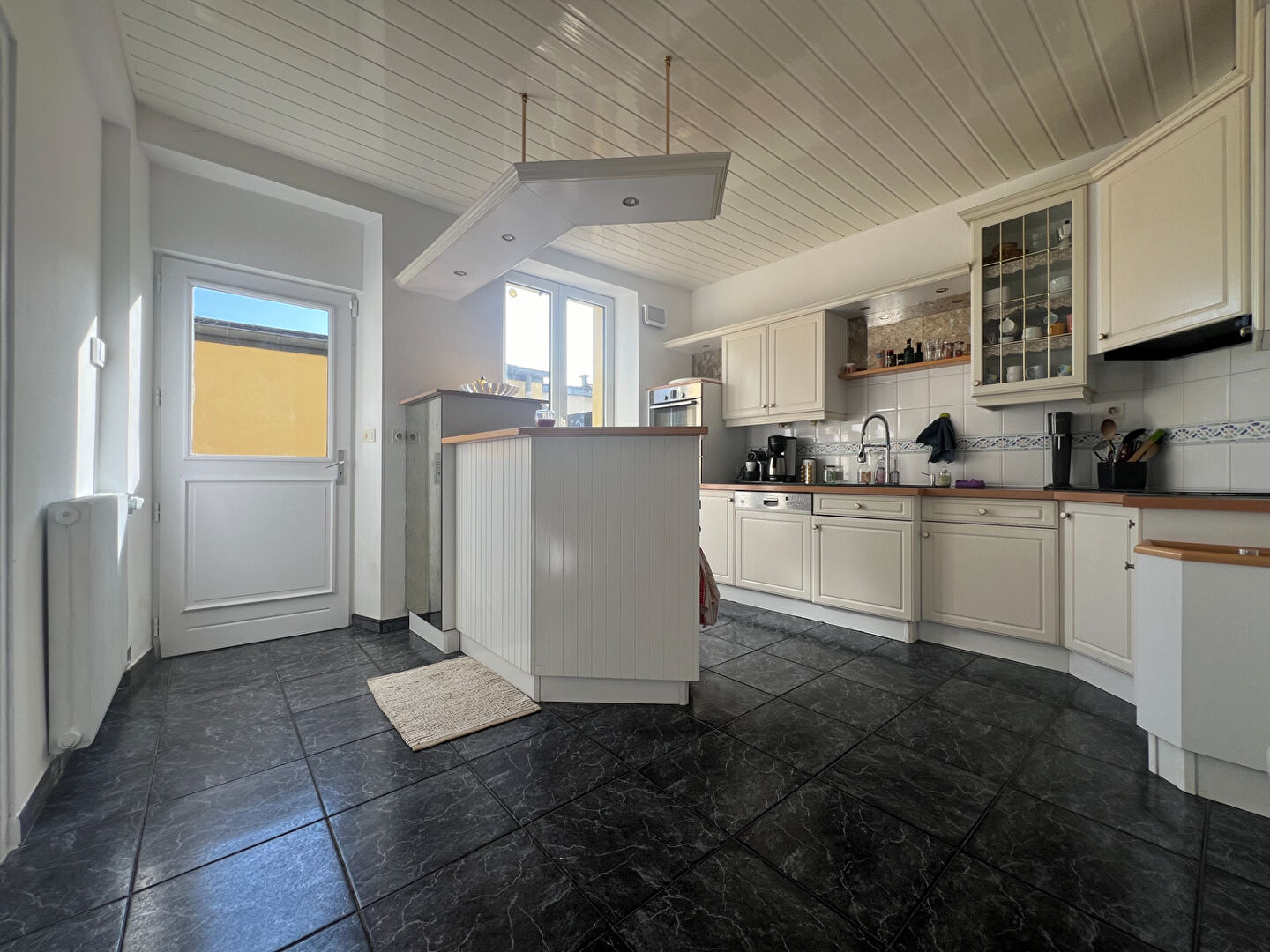 Photo Maison de ville 7 pièces Chartres de Bretagne image 5/6