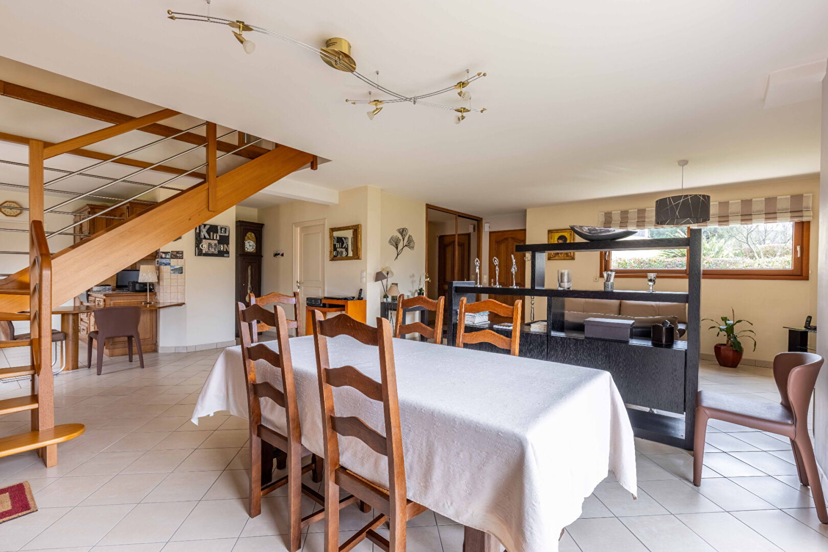 Photo LA MEZIERE - MAISON - 207.9M2 - TERRAIN 662m2 - image 3/6