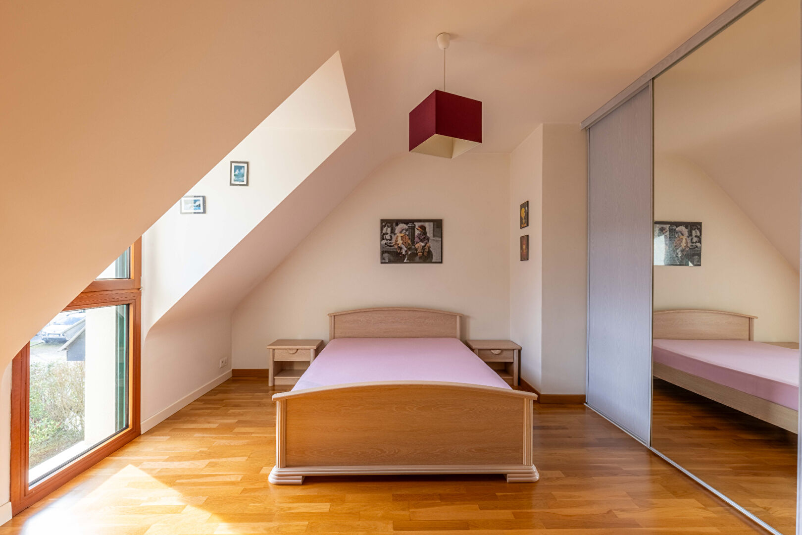 Photo LA MEZIERE - MAISON - 207.9M2 - TERRAIN 662m2 - image 5/6