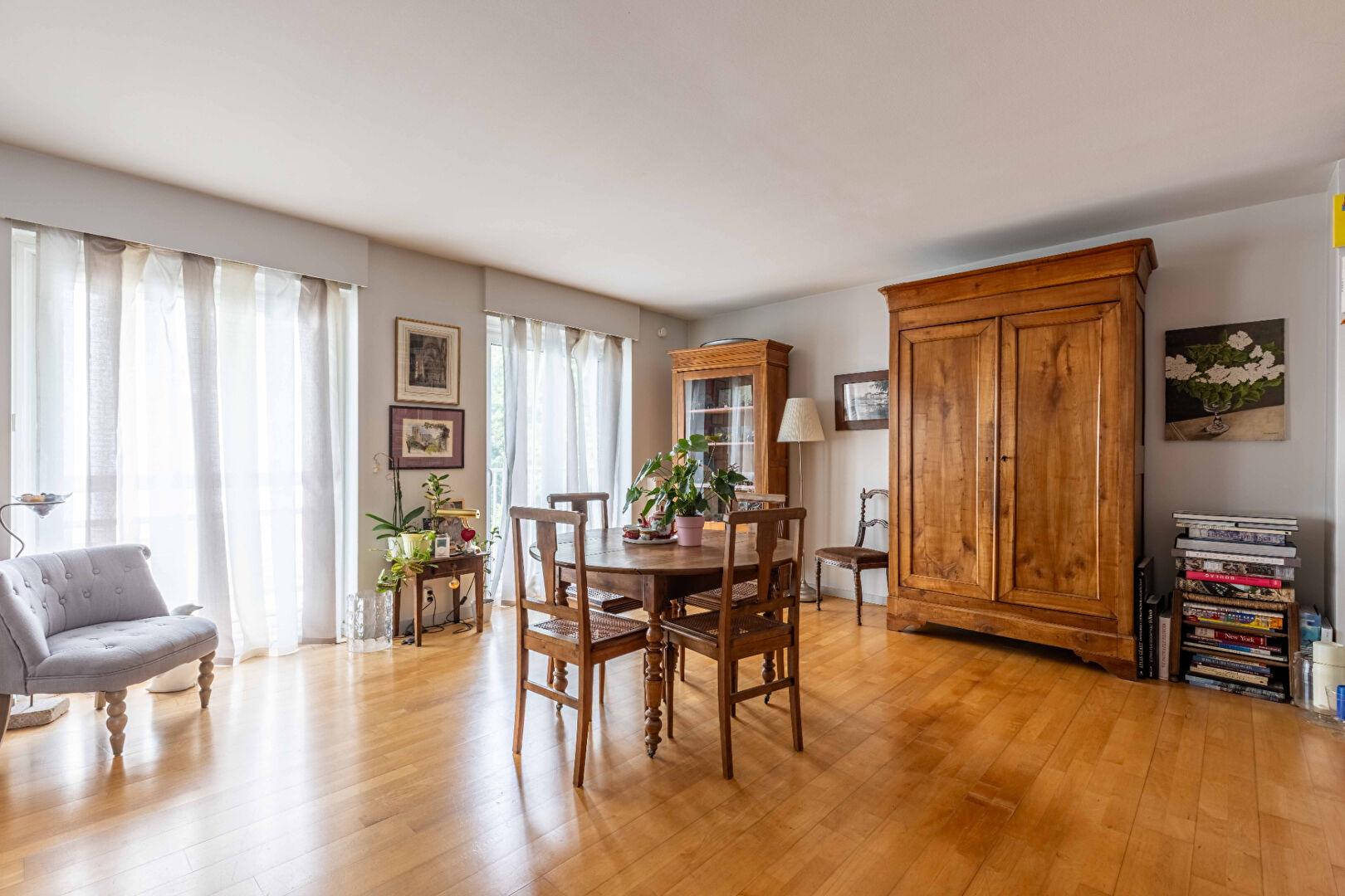 Photo CENTRE VILLE - MAIL FRANÇOIS MITTERRAND - T6 - TRIPLEX DERNIER ÉTAGE  - 167,59 m2 au sol - 140,06 m2 en carrez image 6/6