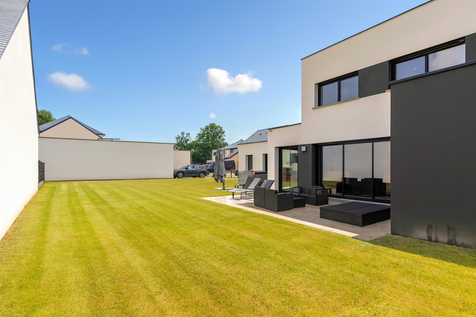 Photo Maison  7 pièce(s) 152 m2 - image 2/6