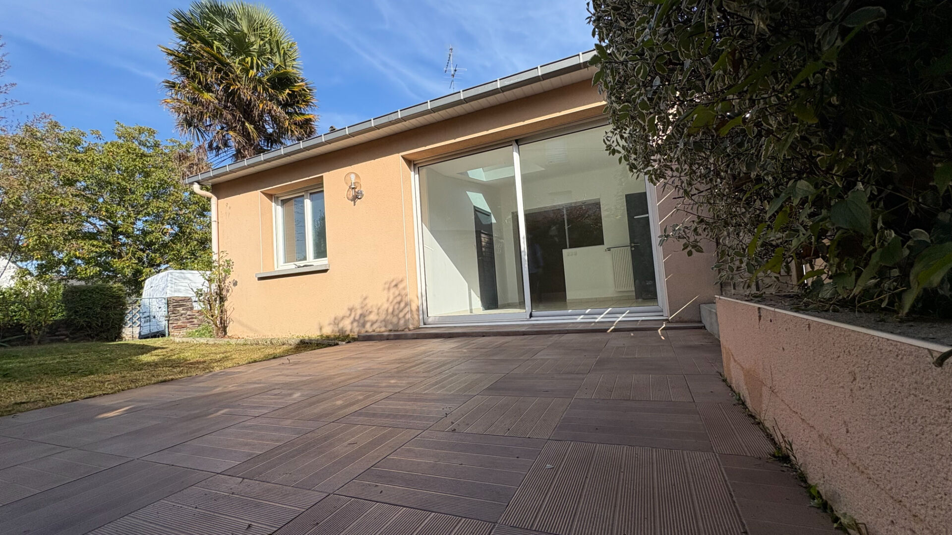 Photo Maison de ville 5 pièces 100m2 -Chartres de Bretagne Centre. image 3/6