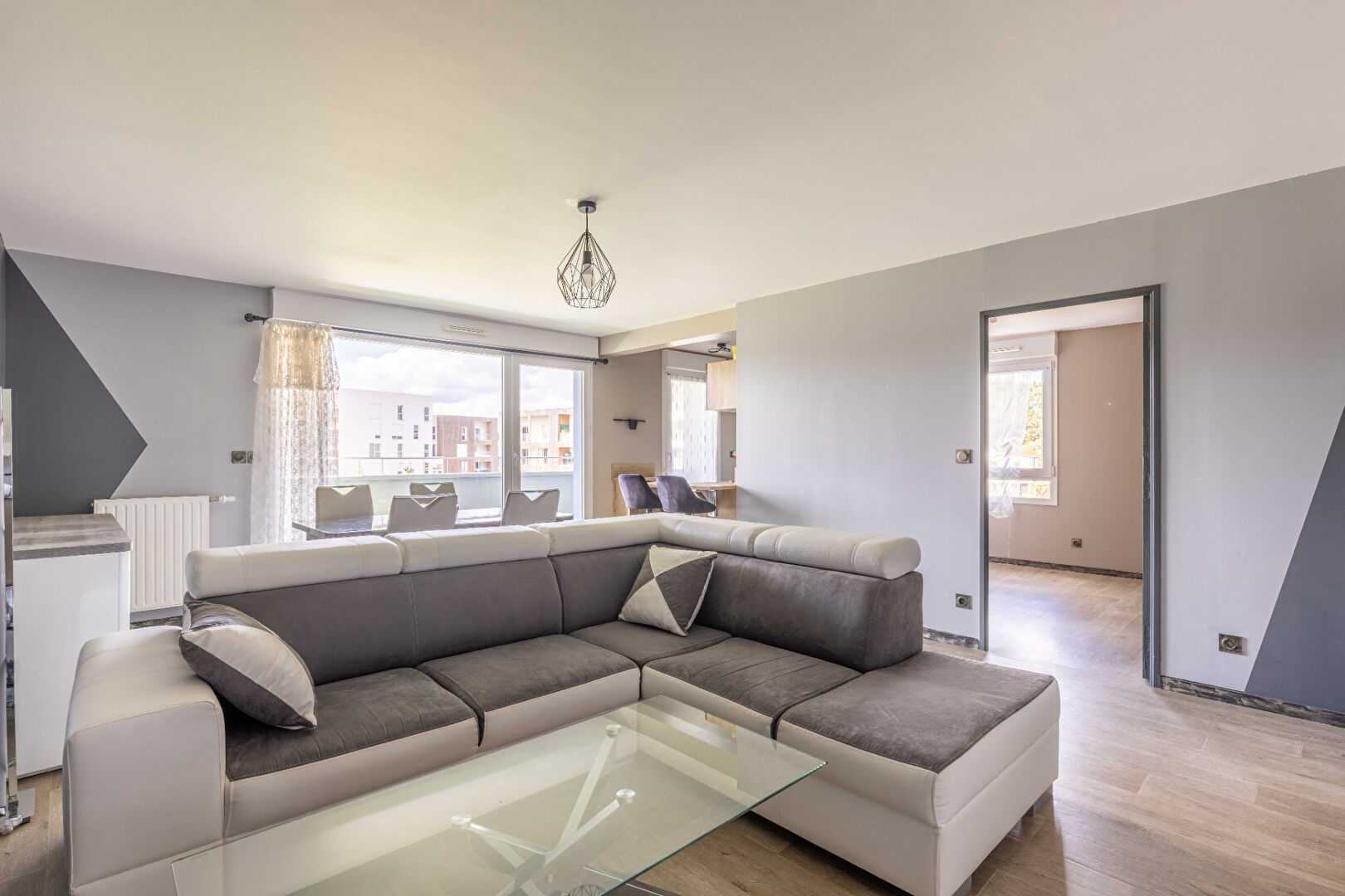 Photo Appartement Chartres De Bretagne 4 pièce(s) 81.20 m2 image 5/6