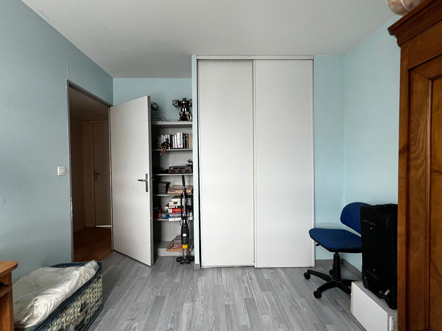 Photo DUPLEX - GRAND T4 en dernier étage avec terrasse et garage - Saint-Jacques-de-la-Lande / Proximité métro GAITÉ - 82 m2 image 4/6