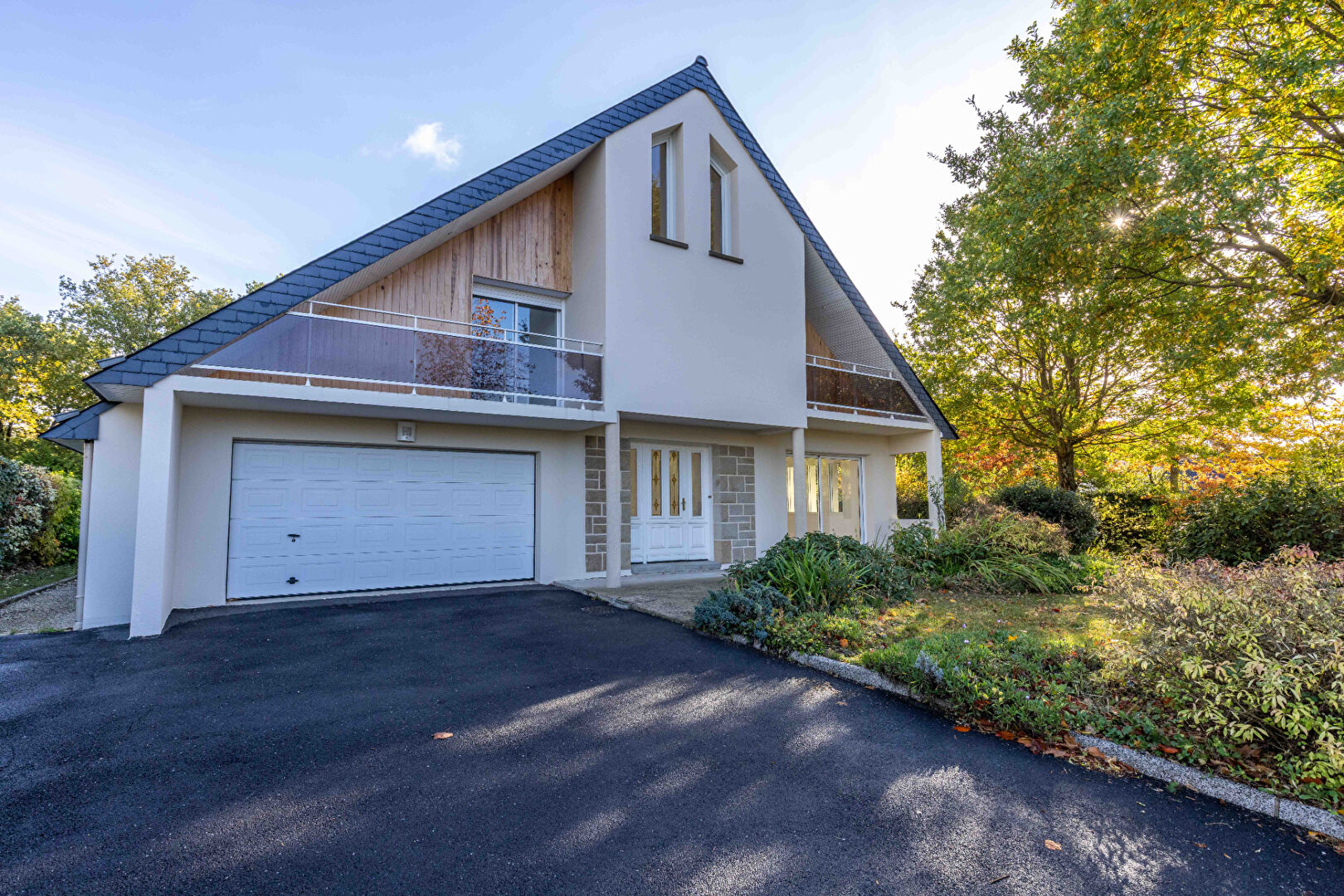 Maison Pont Péan RENNES METROPOLE 8 pièce(s) 225 m2 - 6 Chambres