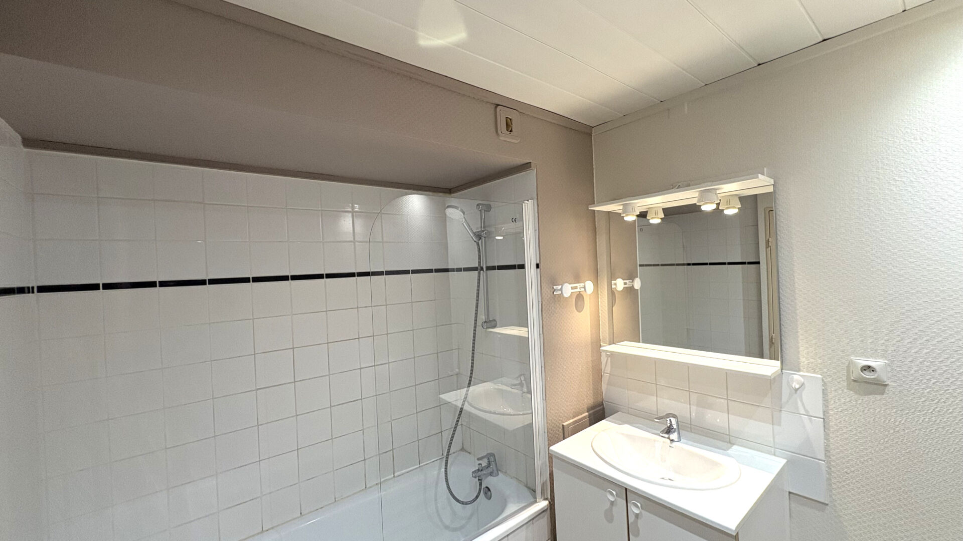 Photo Appartement Le Rheu 82.65 m2 - Hyper Centre - Balcon exposition Sud Ouest image 6/6