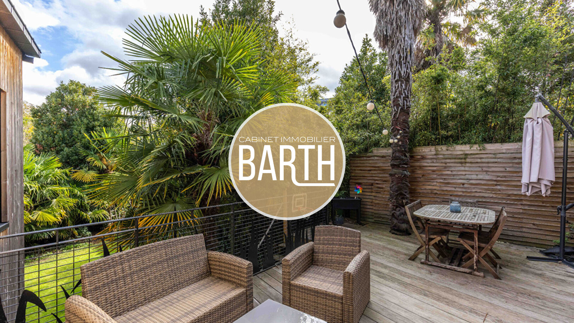 Maison Arsenal-Redon - 158.59 m2 - 202m2 au sol - 7 chambres