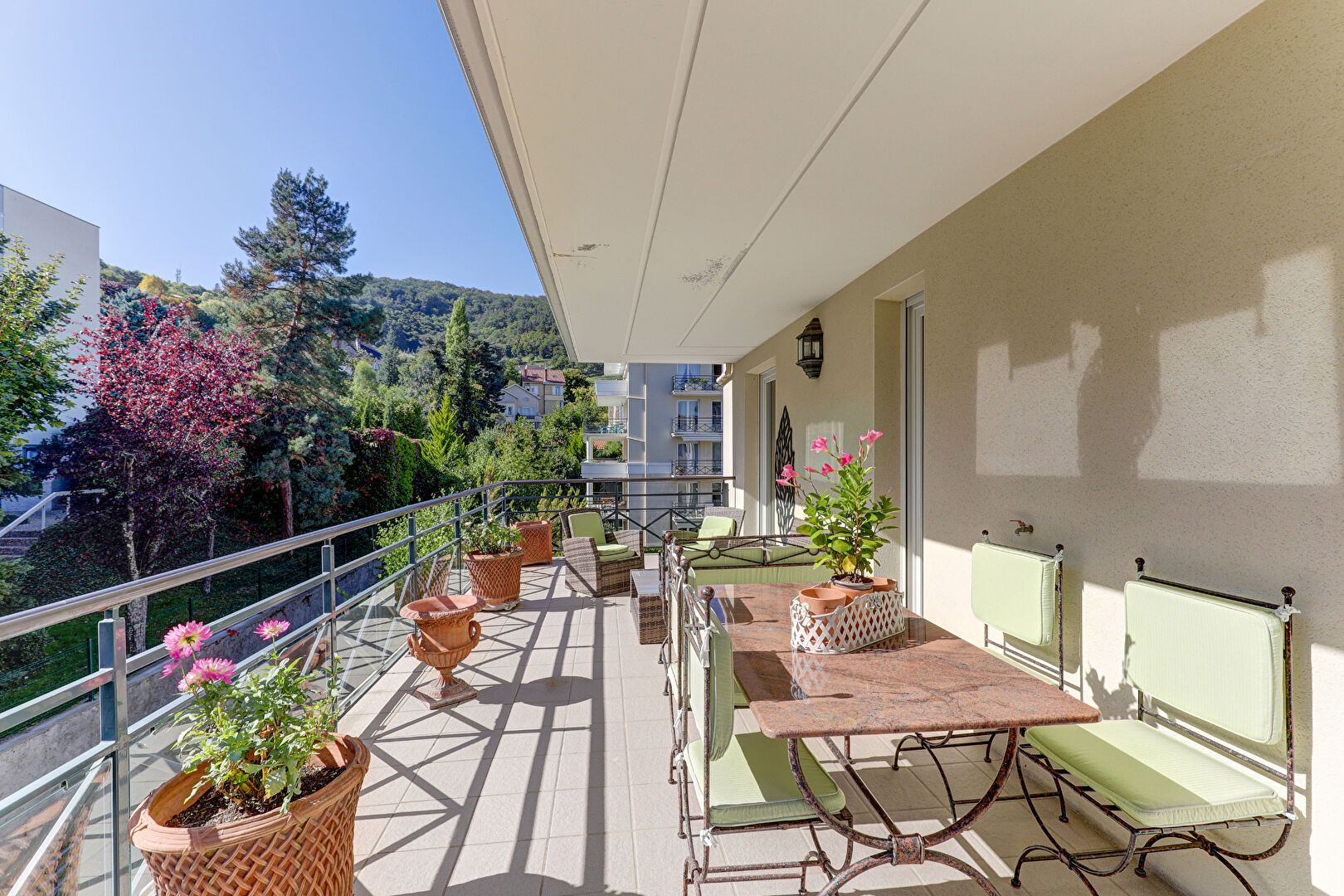 Chamalières T5 dans résidence de standing avec terrasse et garage