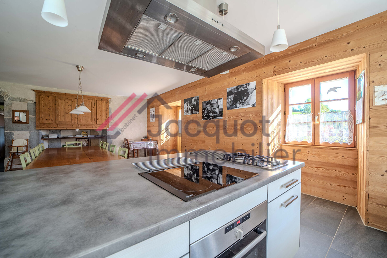 Photo Maison Lons Le Saunier 9 pièce(s) 300 m2 image 3/6