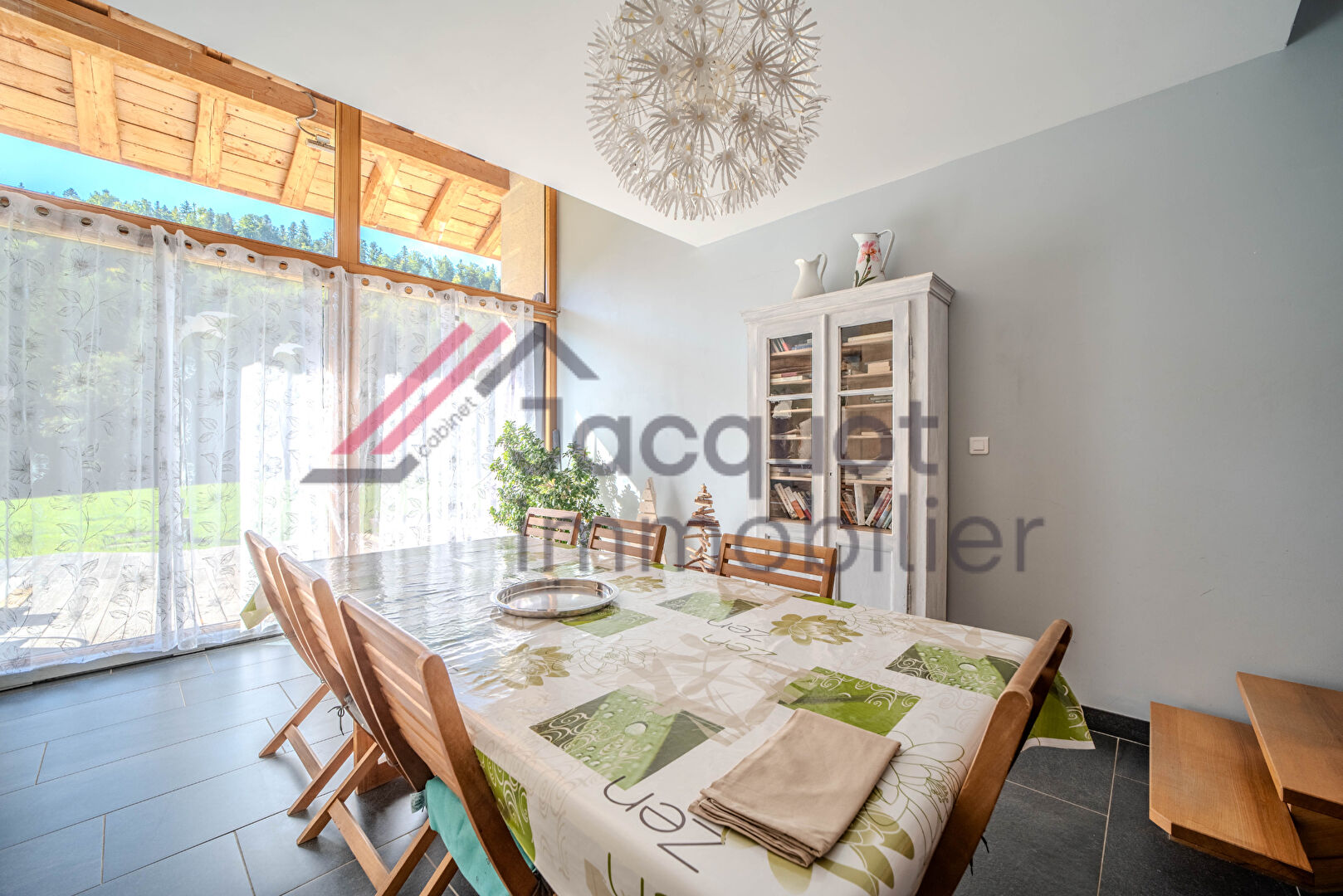 Photo Maison Lons Le Saunier 9 pièce(s) 300 m2 image 4/6