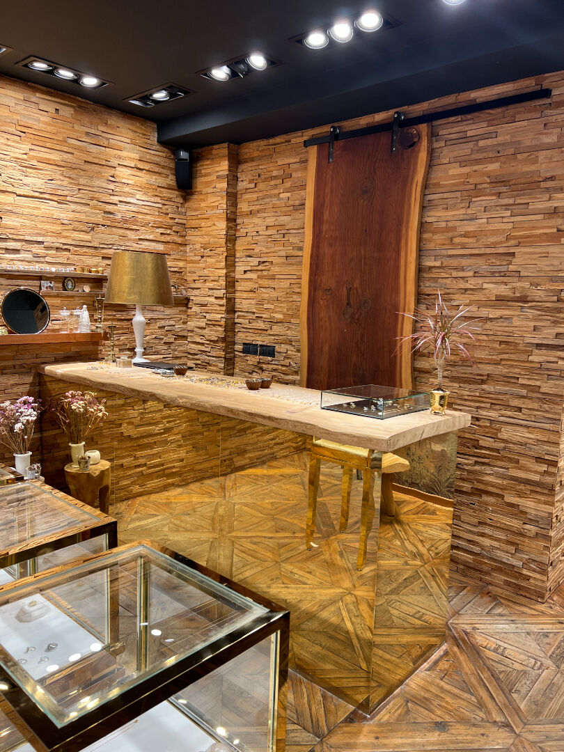 Photo BOUTIQUE 25 m2 - MONTMARTRE - PARIS 75018 image 2/4