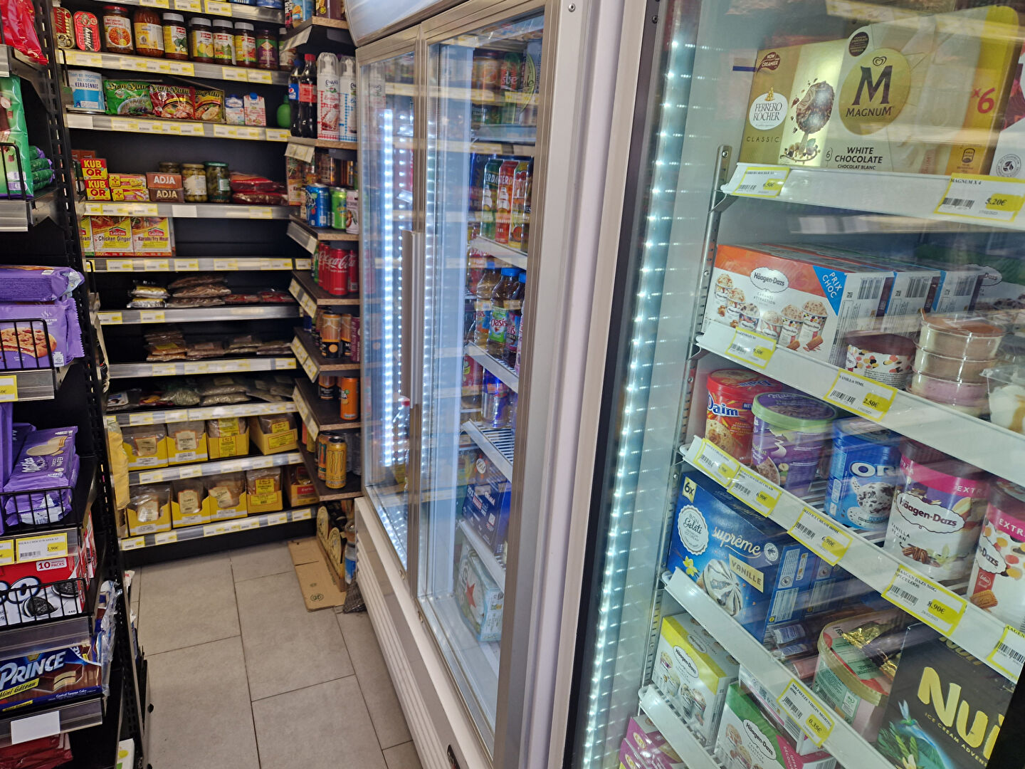 Photo BOUTIQUE 35m2 - NATION- PARIS 75011 image 3/5