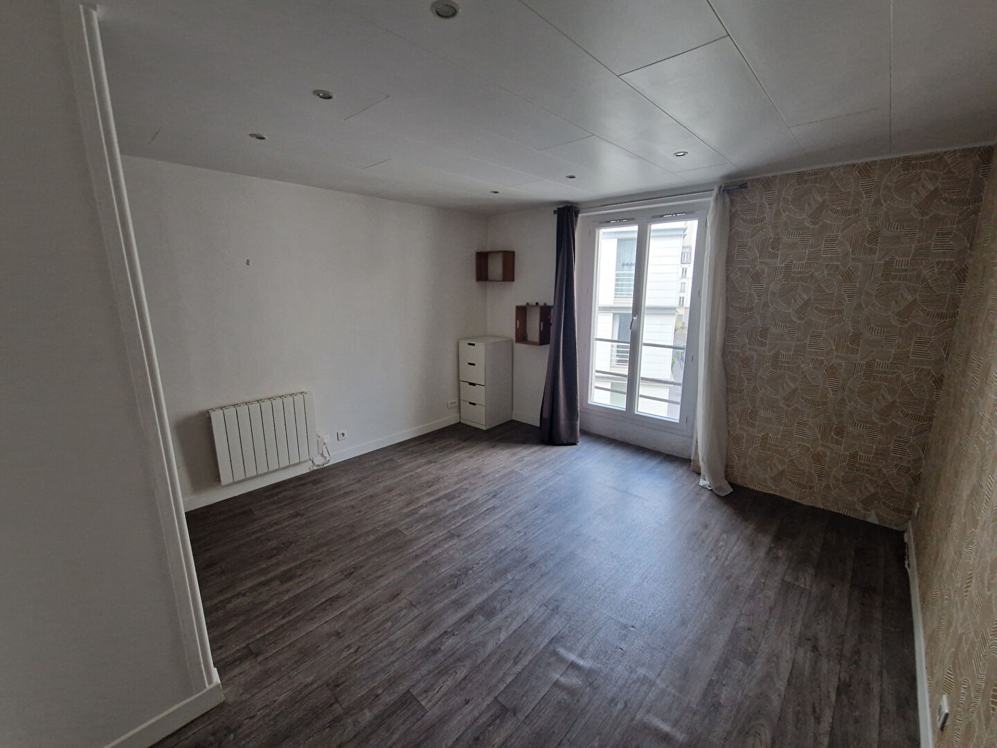 Photo STUDIO 21m2 -PLACE DE CLICHY-PARIS 75018 image 3/6