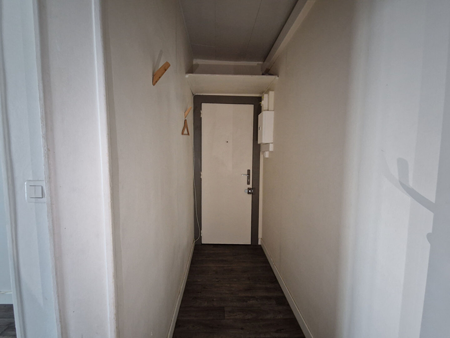 Photo STUDIO 21m2 -PLACE DE CLICHY-PARIS 75018 image 5/6