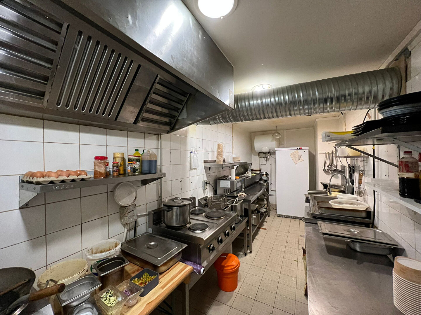 Photo RESTAURANT 80m2 - RUE LECOURBE - PARIS 75015 image 2/3