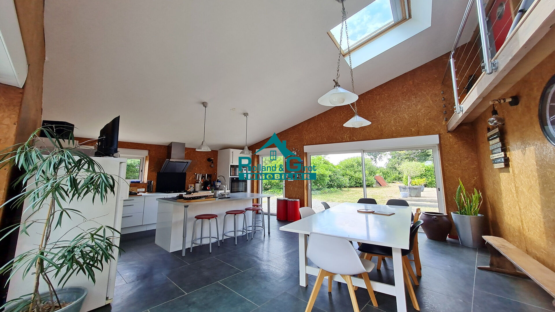 Agence immobilière de Rolland,  Girot Immobilier