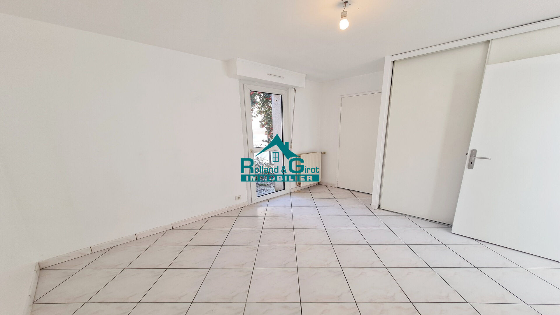 Photo Maison spacieuse de 7 pièces à Chantepie ! Un cadre de vie agréable pour votre famille ! image 4/5