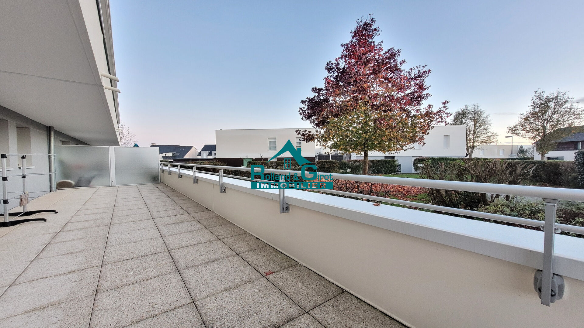 Pour investisseurs : Appartement T3 en rez-de-jardin  60 m² avec Garage et stationnement