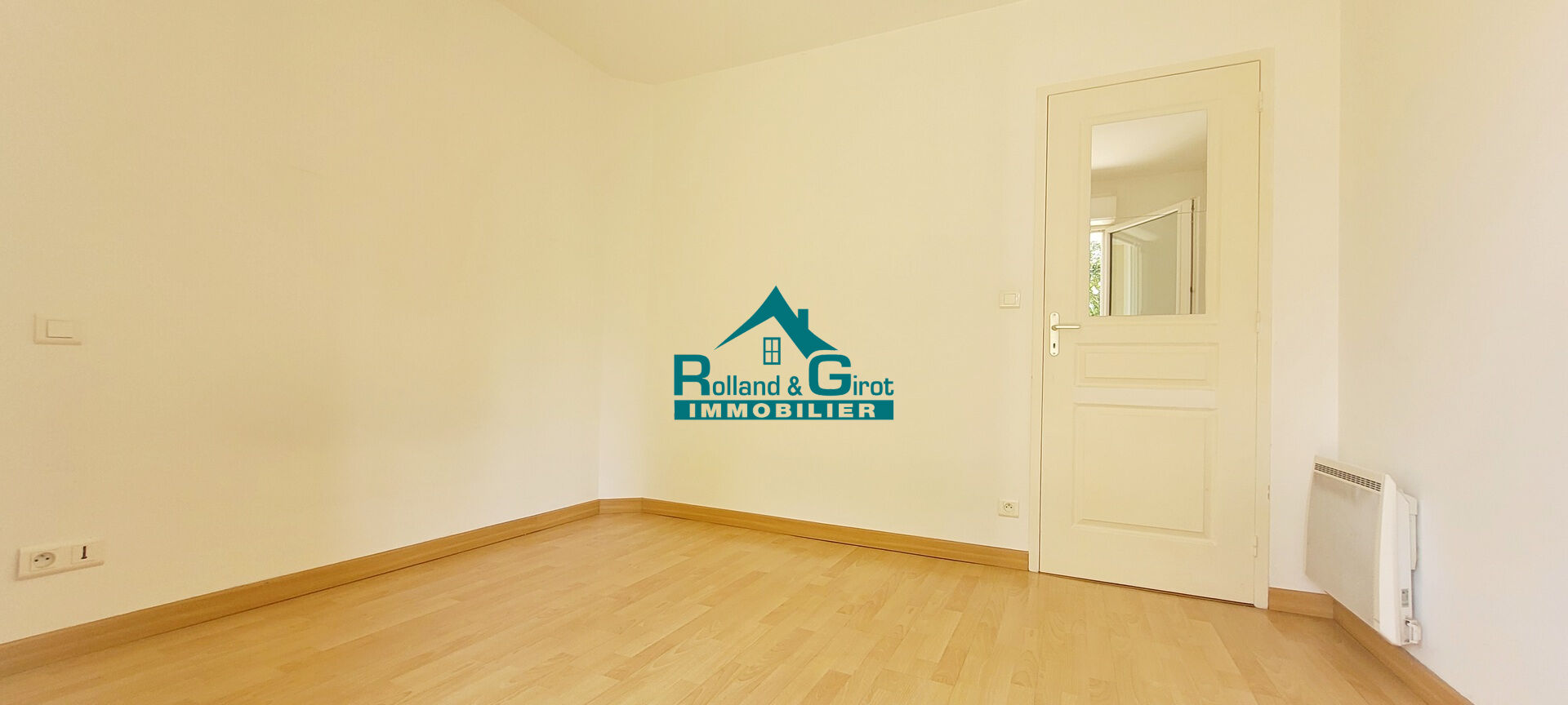 Photo TRES URGENT !!!!!!!!!!!!!!!!!!!!!!! Appartement Saint Medard Sur Ille 3 pièce(s) image 4/6