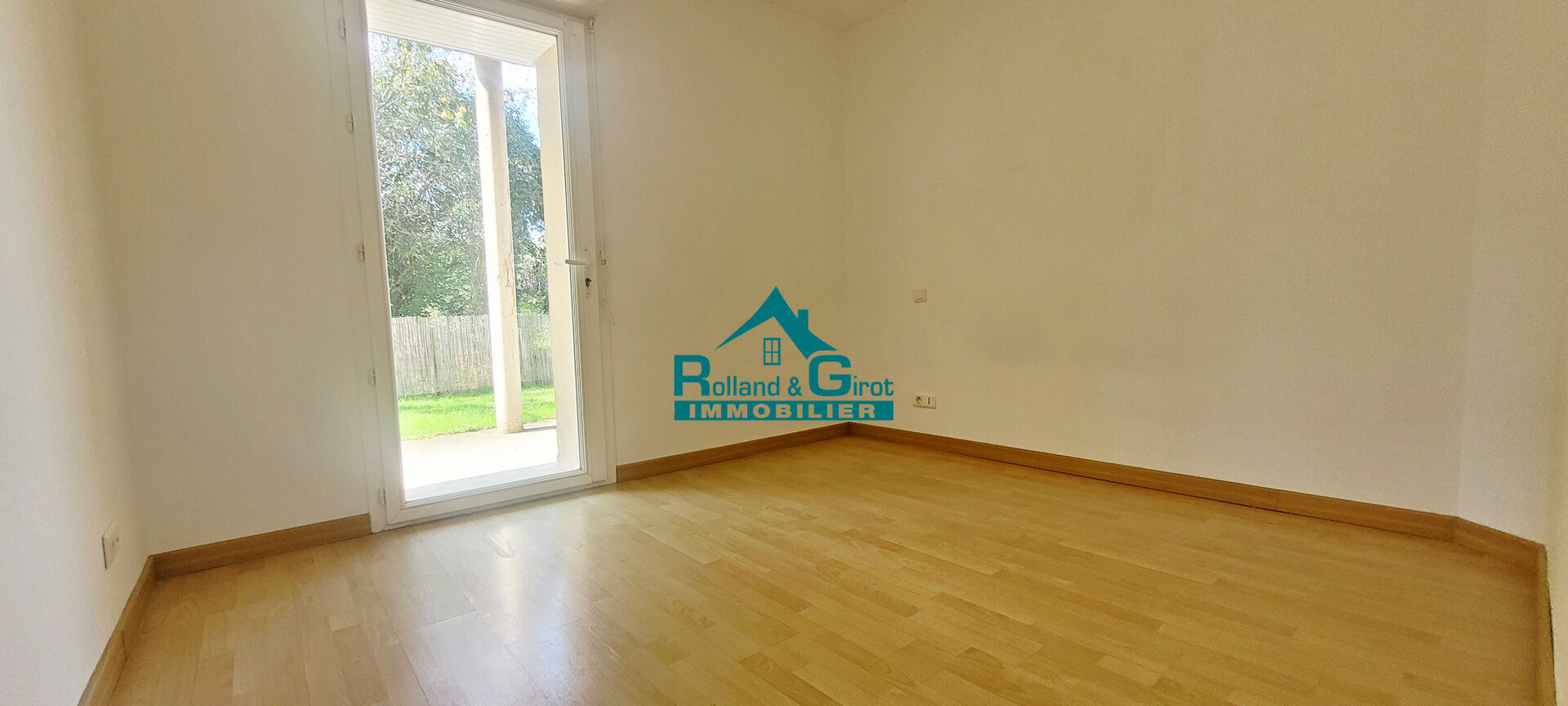 Photo TRES URGENT !!!!!!!!!!!!!!!!!!!!!!! Appartement Saint Medard Sur Ille 3 pièce(s) image 5/6