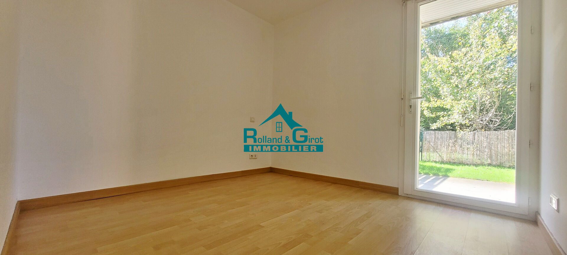 Photo TRES URGENT !!!!!!!!!!!!!!!!!!!!!!! Appartement Saint Medard Sur Ille 3 pièce(s) image 6/6