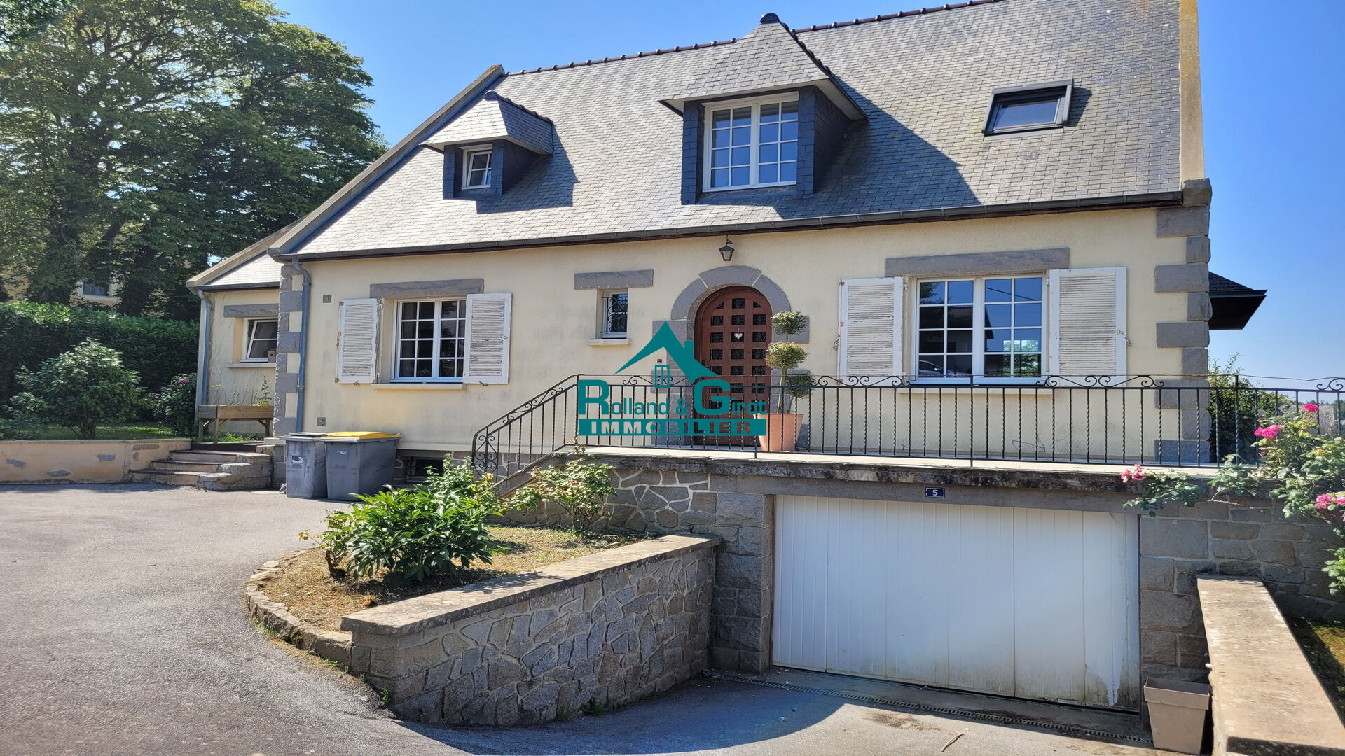 Agence immobilière de Rolland,  Girot Immobilier