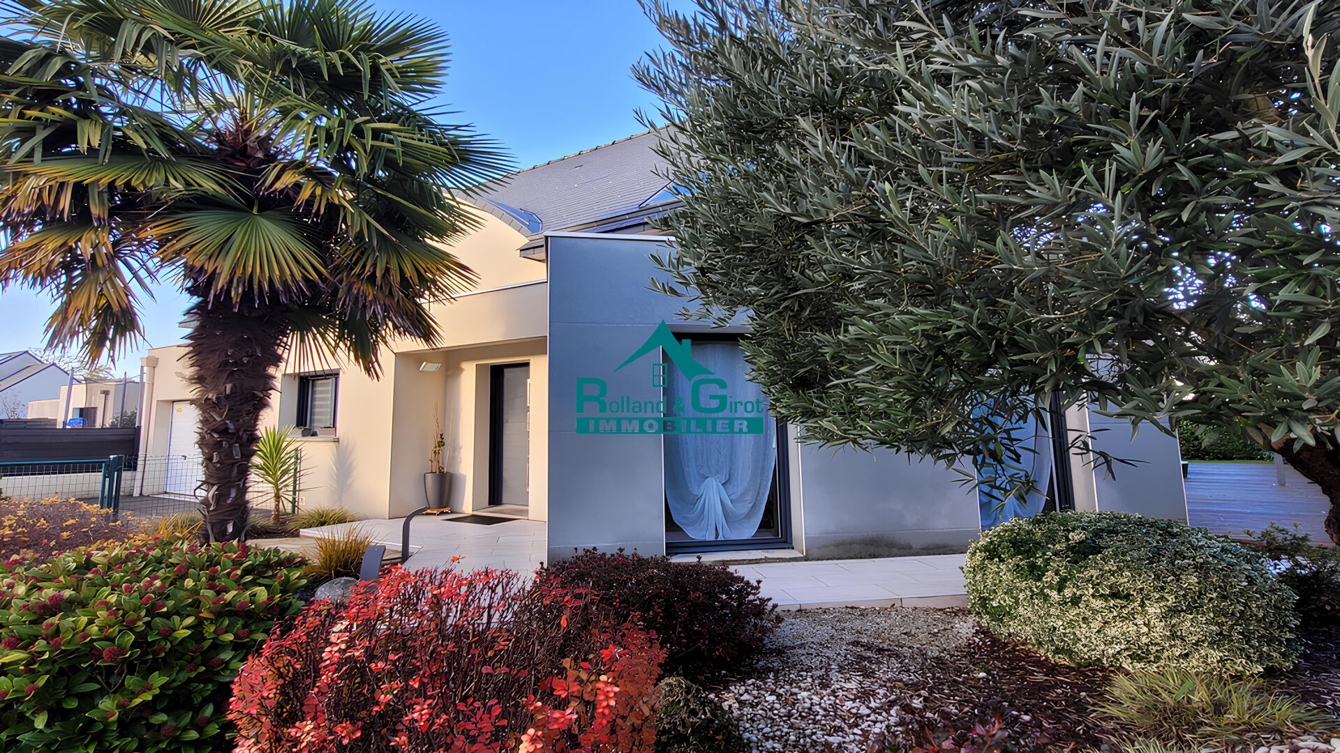 Maison spacieuse à vendre à La Bouexière - 5 chambres et jardin!