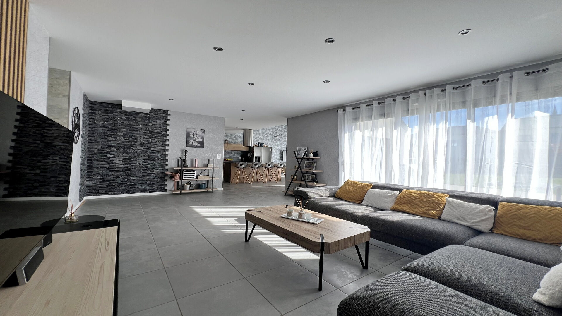 Photo Maison 4 Chambres, Chasne Sur Illet image 2/6