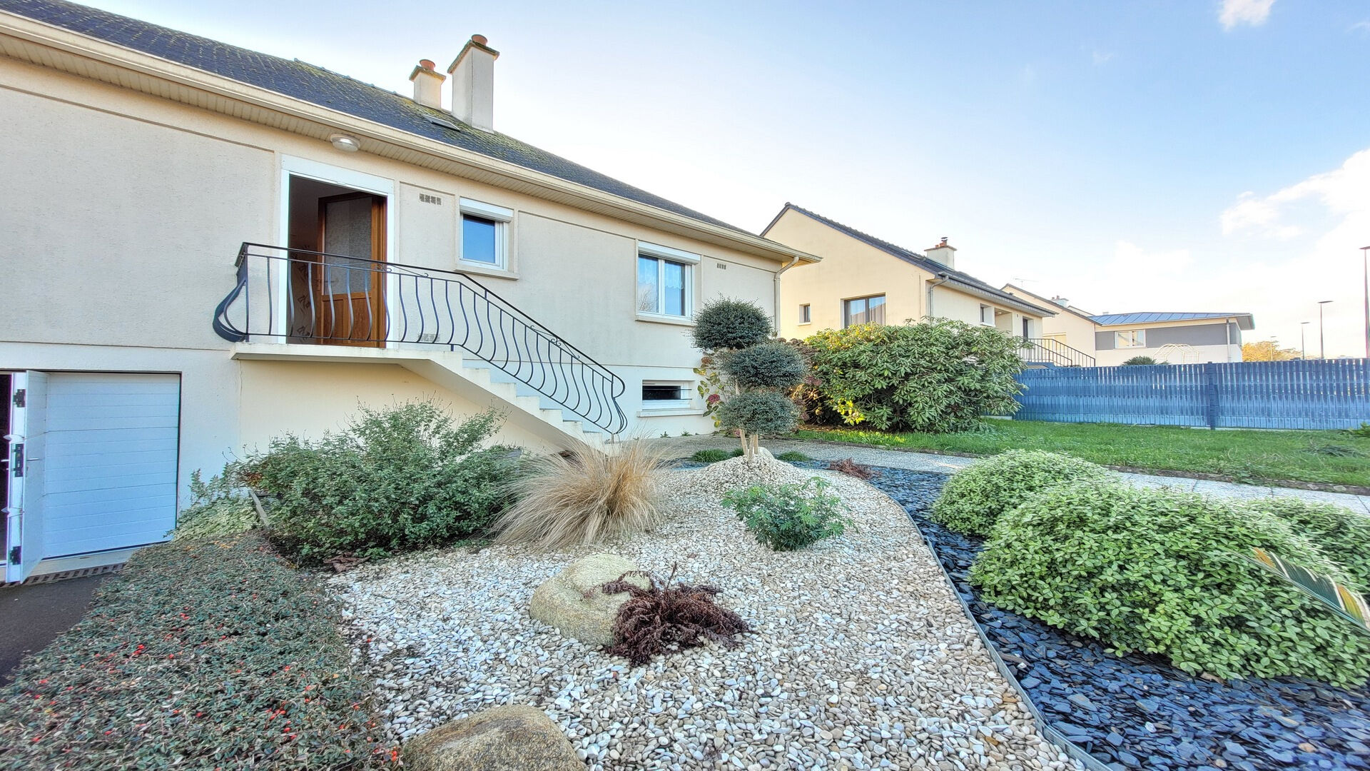 Agence immobilière de Rolland,  Girot Immobilier