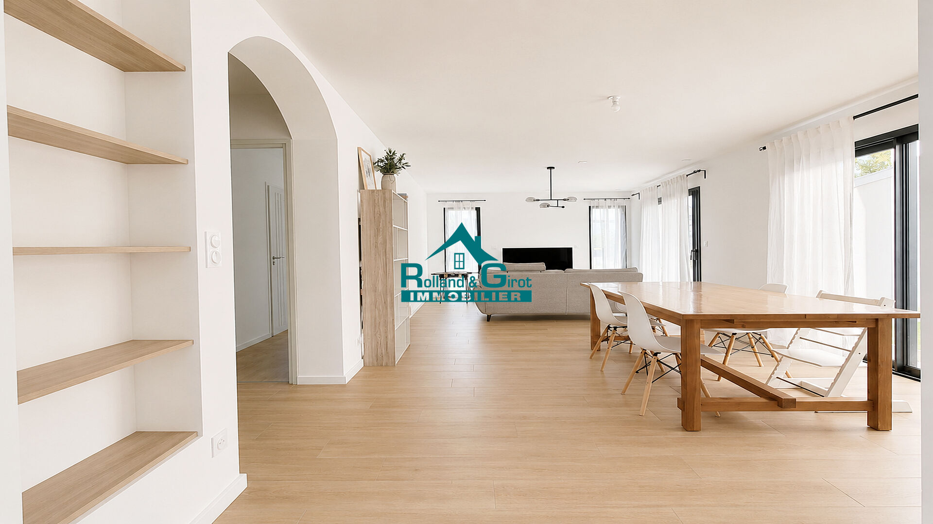 Agence immobilière de Rolland,  Girot Immobilier
