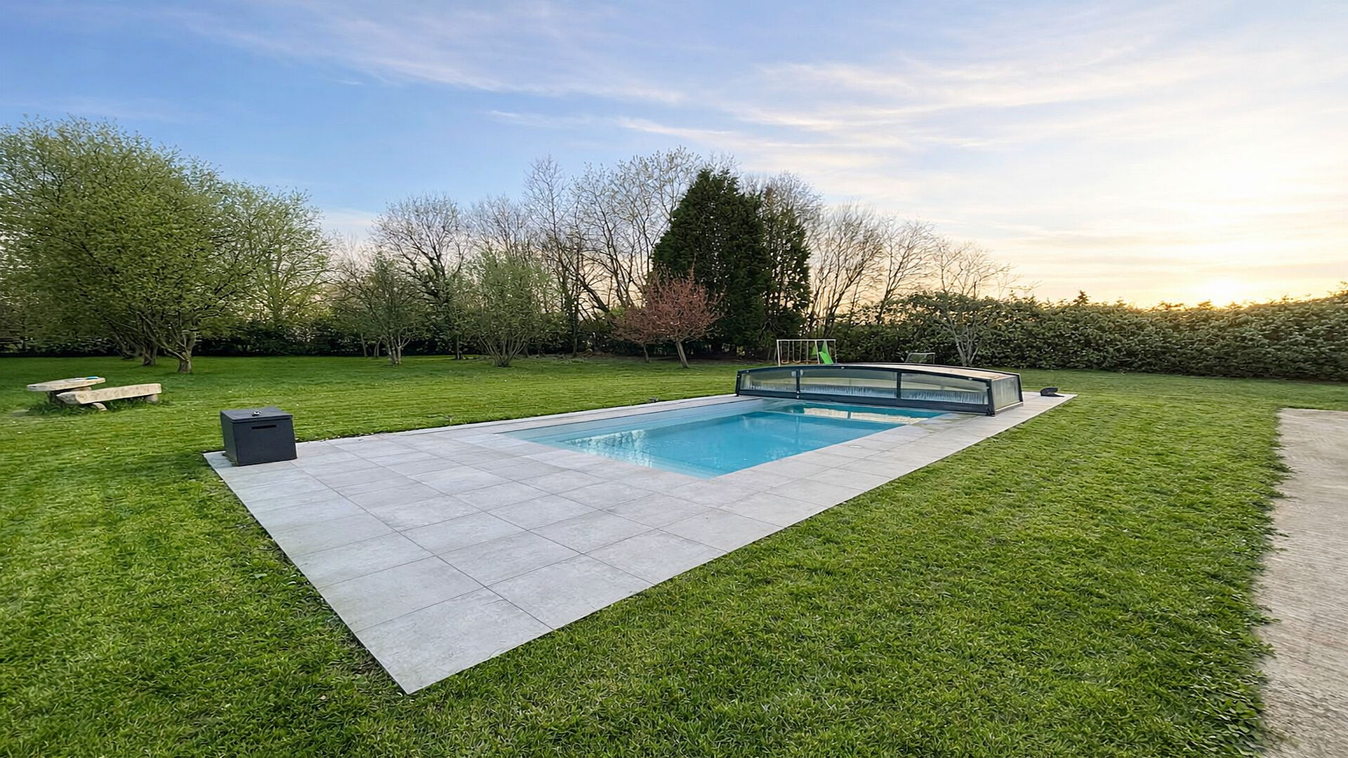 Agence immobilière de Rolland,  Girot Immobilier