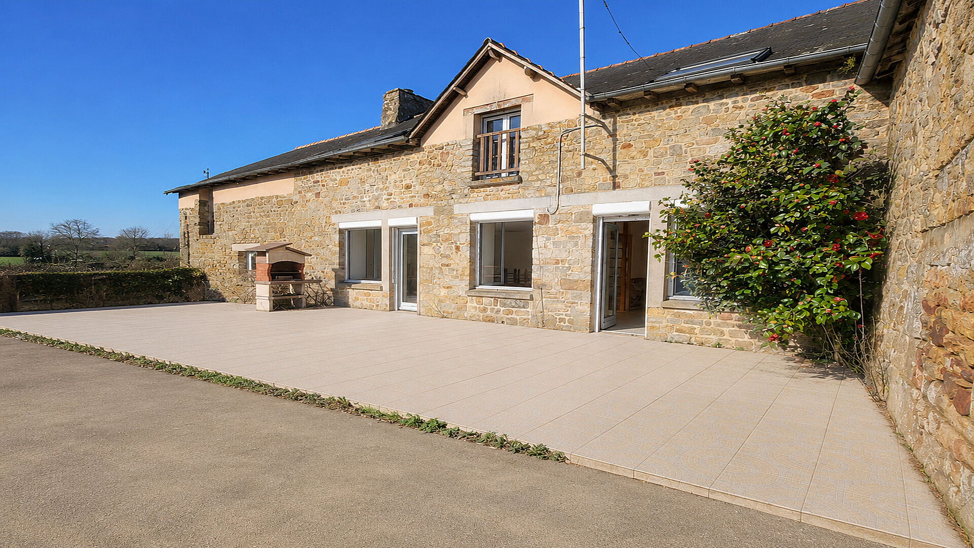 Agence immobilière de Rolland,  Girot Immobilier