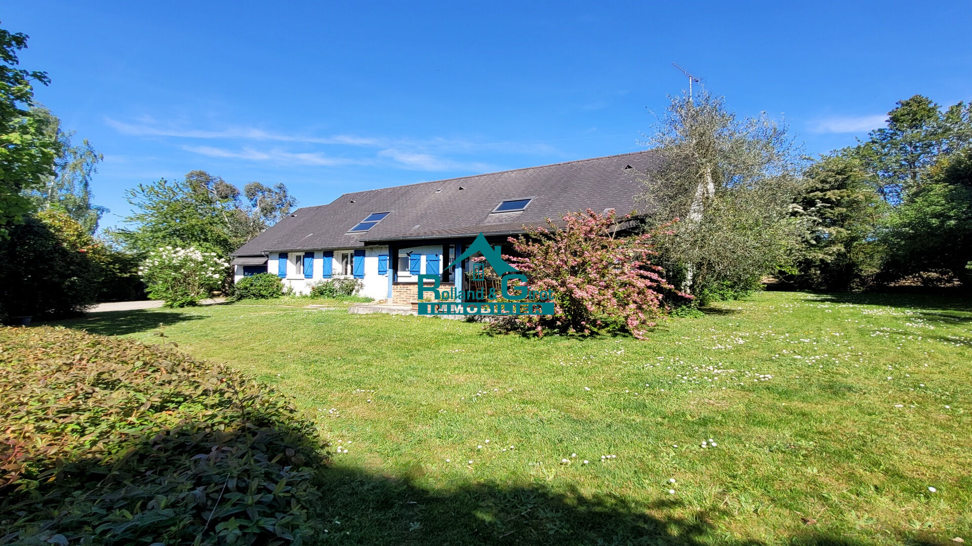 Agence immobilière de Rolland,  Girot Immobilier