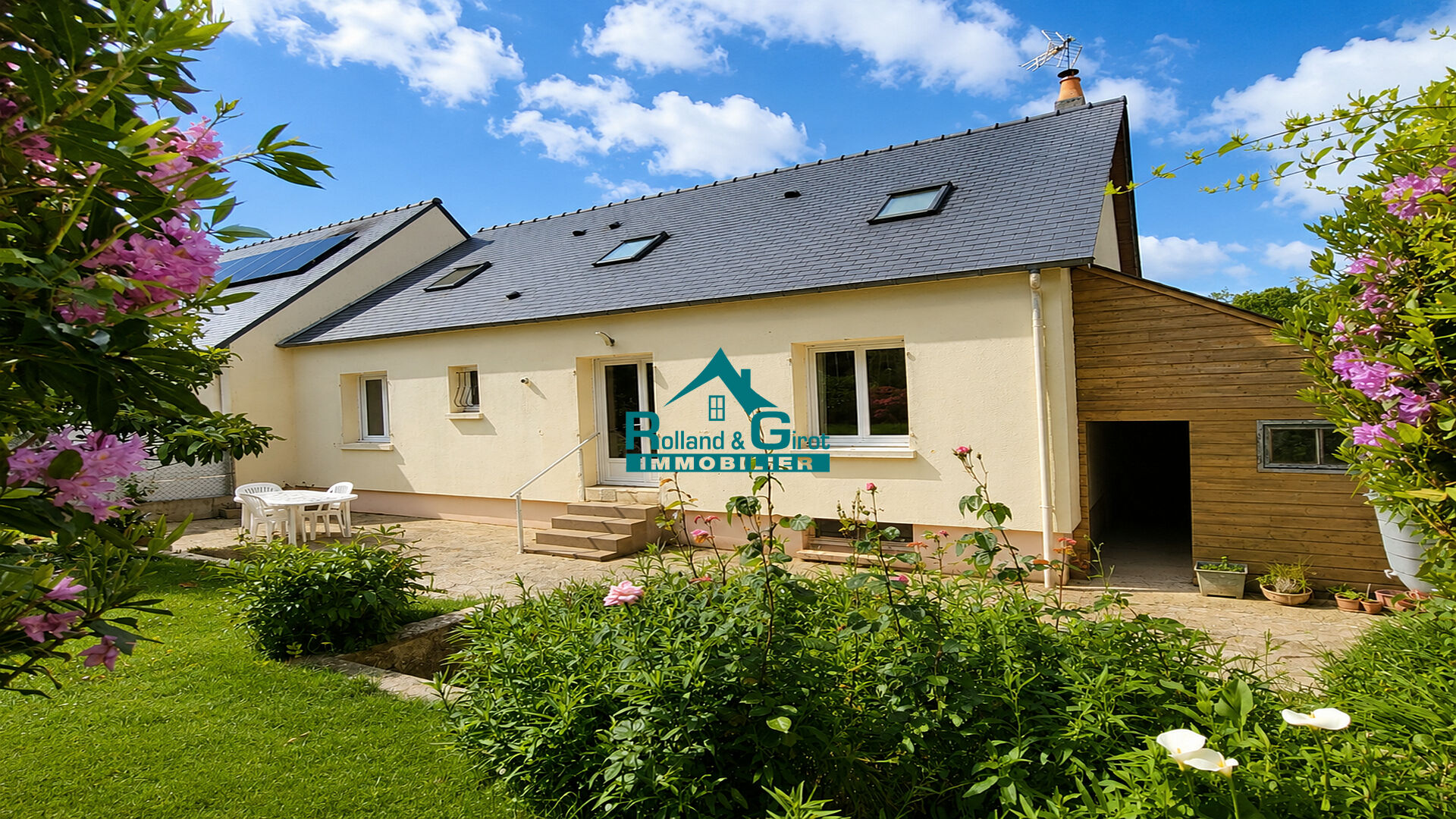 Agence immobilière de Rolland,  Girot Immobilier