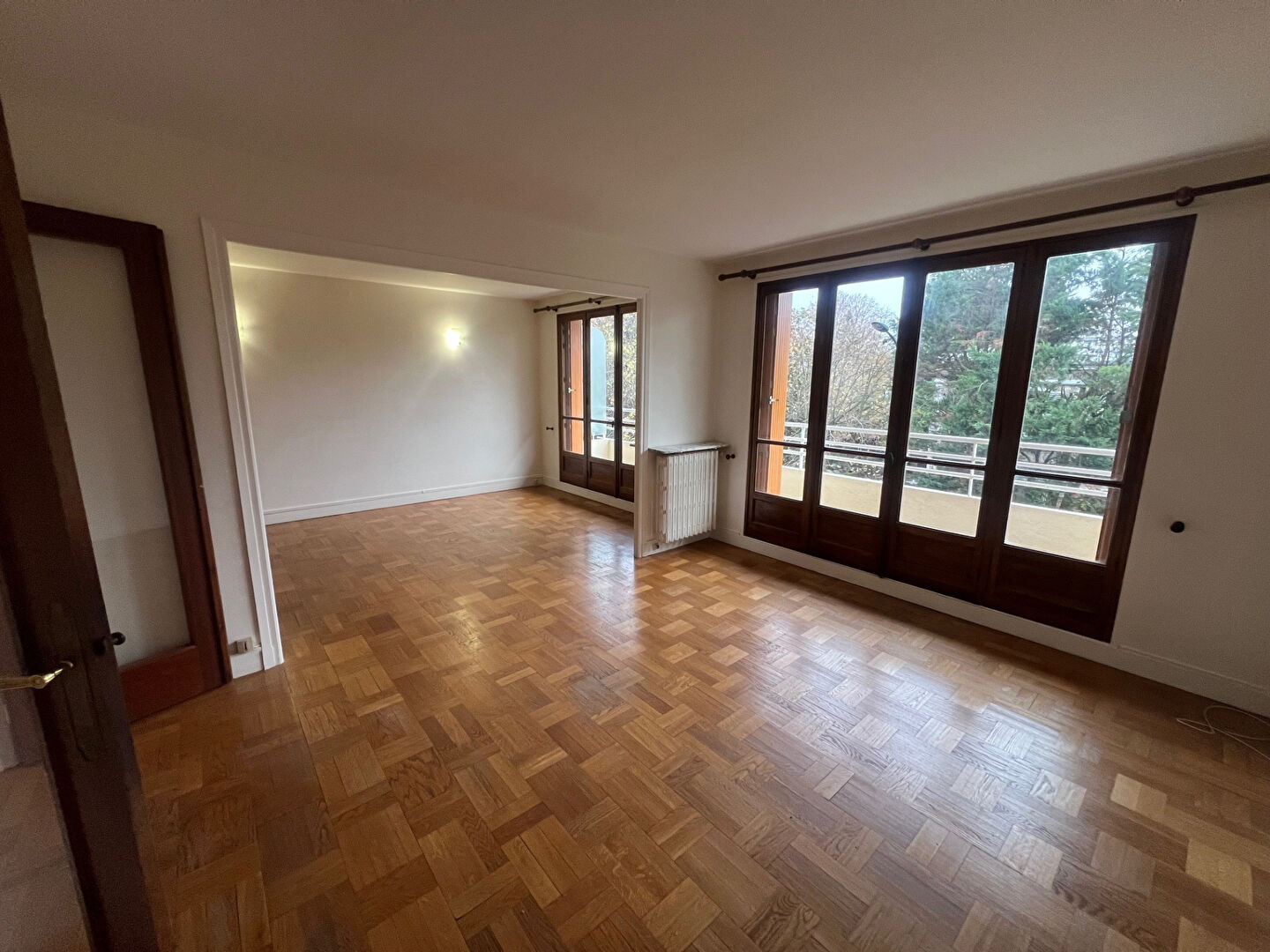 Photo À VENDRE - Appartement lumineux de 54,59m² - Le Vésinet (Quartier des Ibis) image 2/6