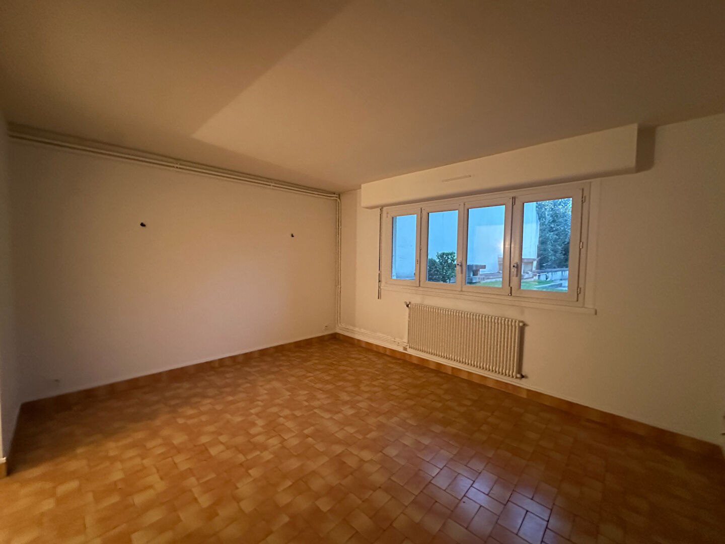 Photo Houilles - Quartier Les Blanches -  Studio image 2/5