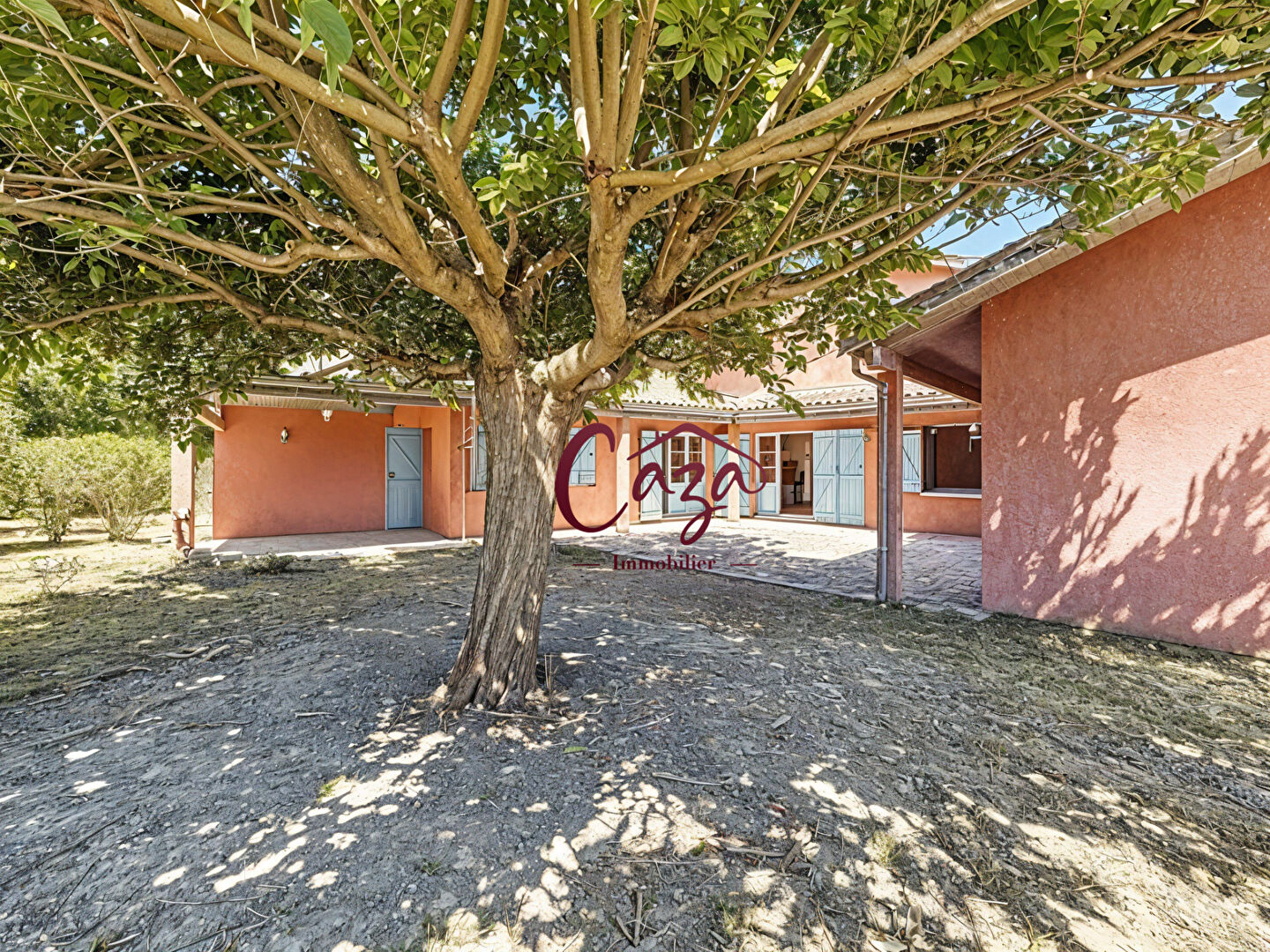 Maison 8 Pièces 235 m²