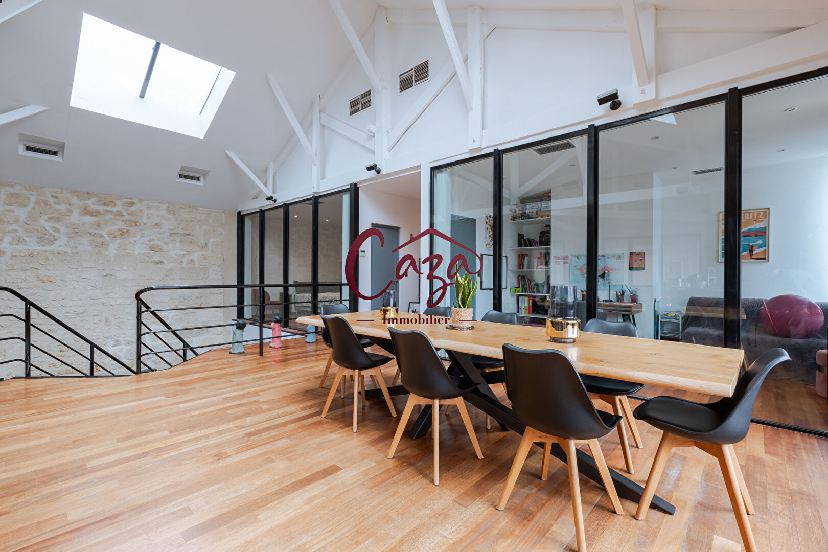 Photo LOFT de 450 m2 Bureau et Habitation image 4/6