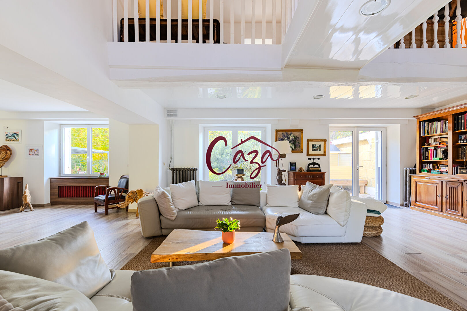 Photo Ancien moulin du XIe siècle rénové avec gîtes (414m² ) - revenus locatifs - pigeonnier 120m2 à rénové - écuries / boxes image 5/6