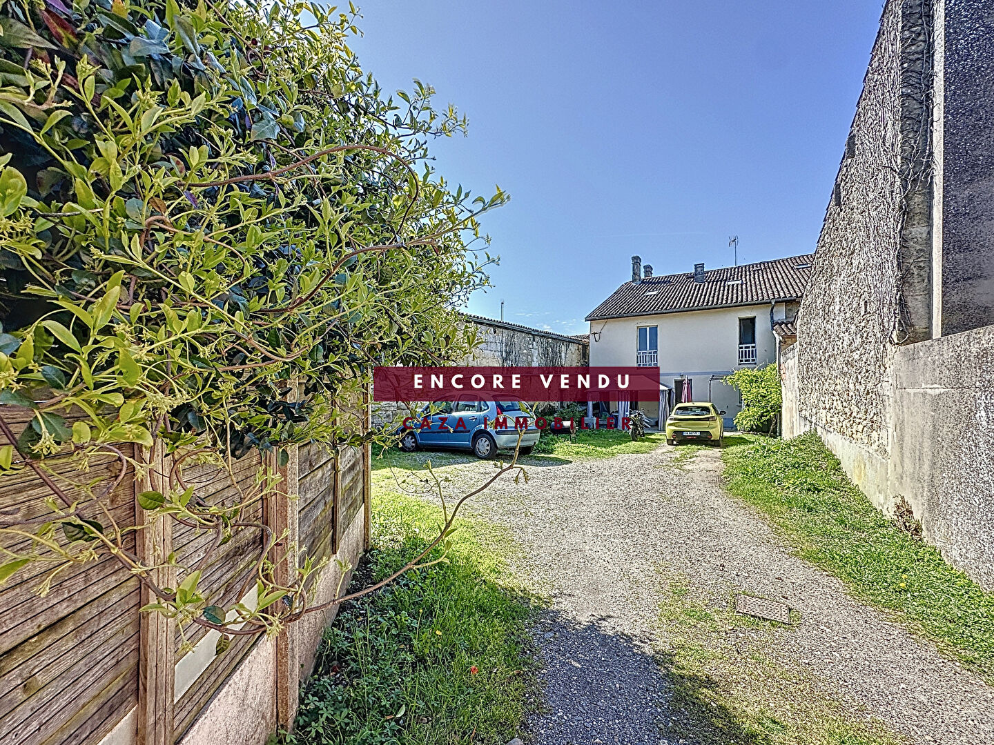 Photo MAISON EN PIERRE - CENTRE BOURG image 1/6