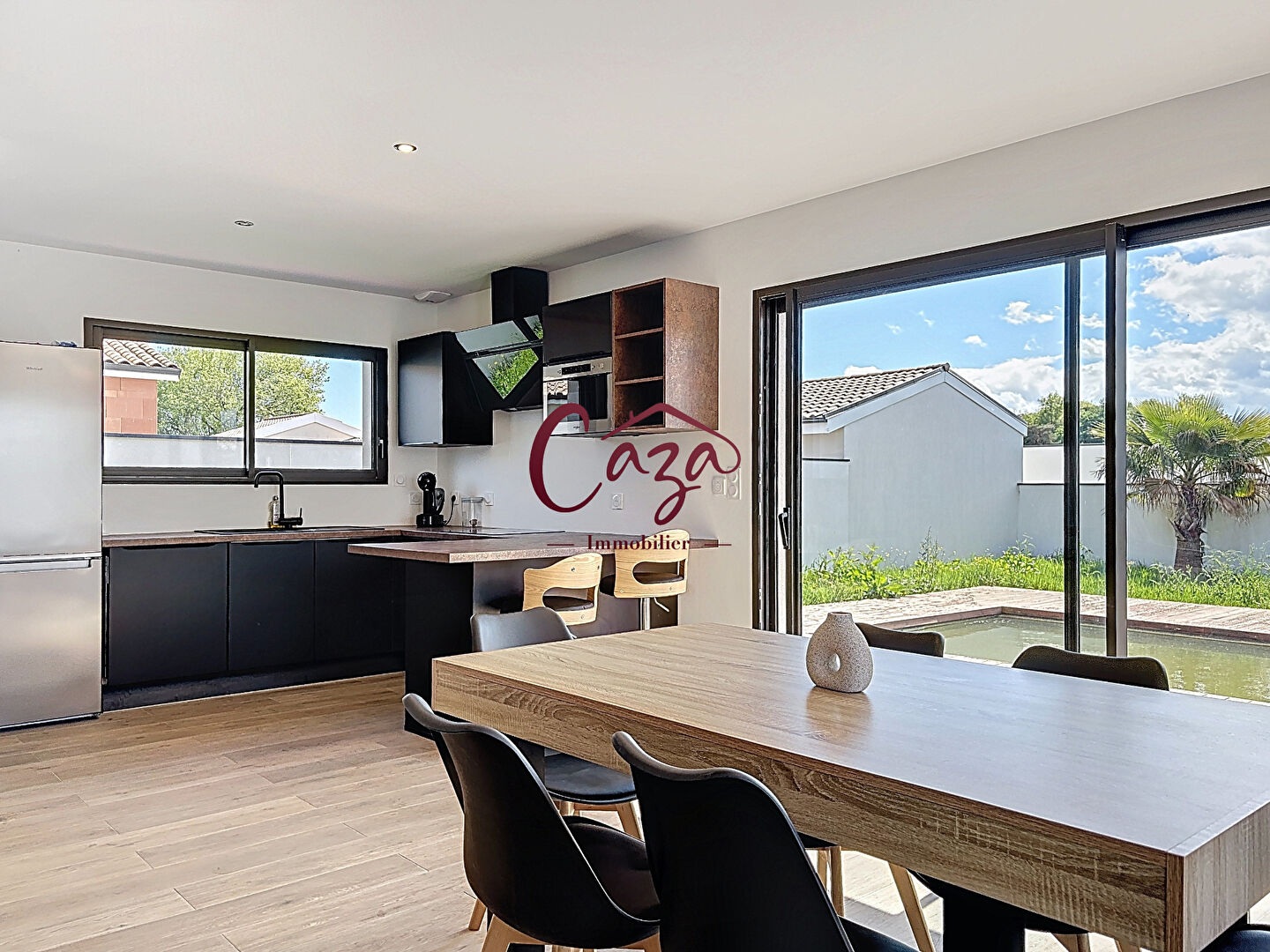 Photo Contemporaine de 2022 - 131m2 - piscine - 4 chambres - lumineux ! image 6/6