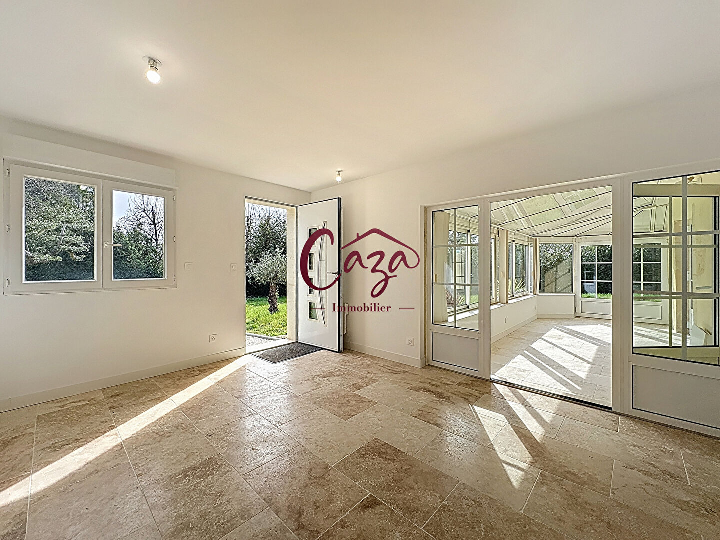 Photo Maison pierre rénovée - 135m2 (150m2 surface au sol) - grand terrain piscinable image 4/6