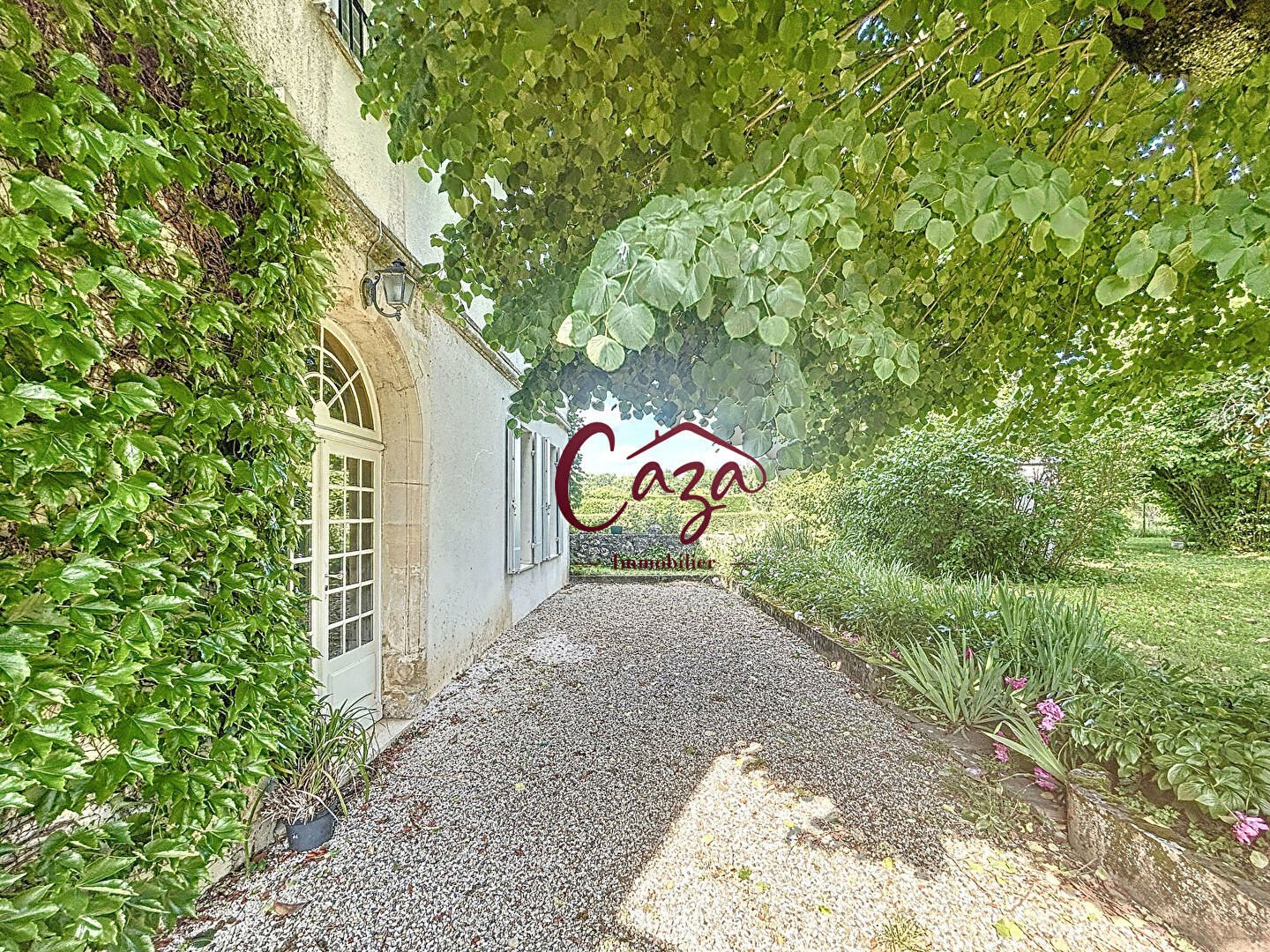 Photo Demeure de Charme - Bien d'Exception sur Plus de 2 Hectares image 6/6