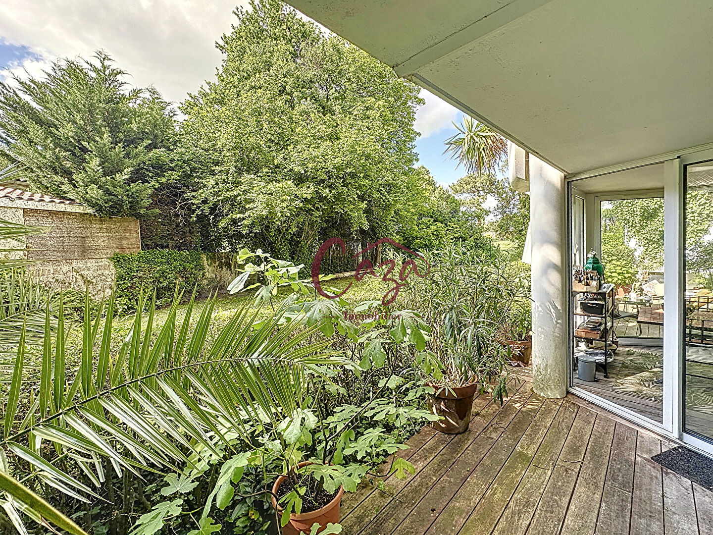 T2 en rez-de-jardin avec vue sur le golf, au calme à Caudéran