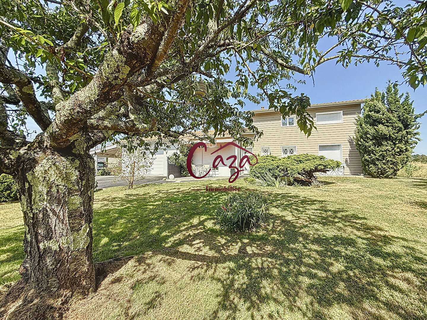 Photo Maison 7 pièce(s) 170 m2 image 2/6